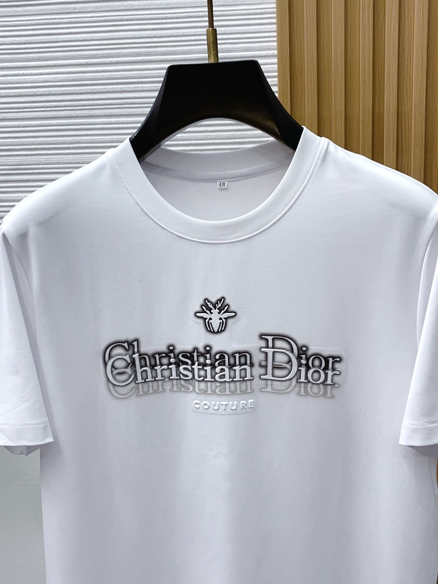 高级定制 2026新款短袖 百搭款式 任何人都可以轻松驾驭 面料全订制工艺 高定一等品丝光棉面料 面料手