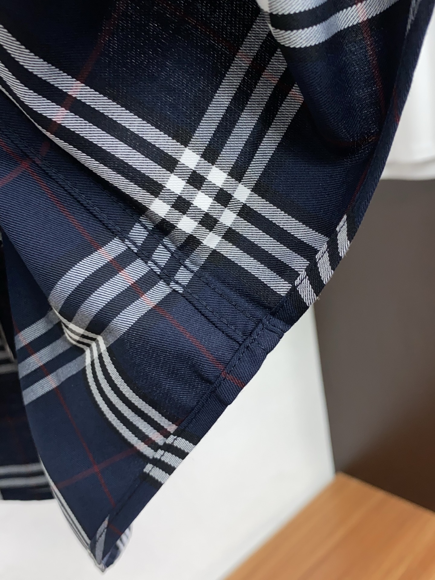 巴宝莉 2026 男士天丝棉衬衫，商务休闲修身款短袖衬衫 宜商务 宜休闲！限量新款，都市商务气质款！ 衬