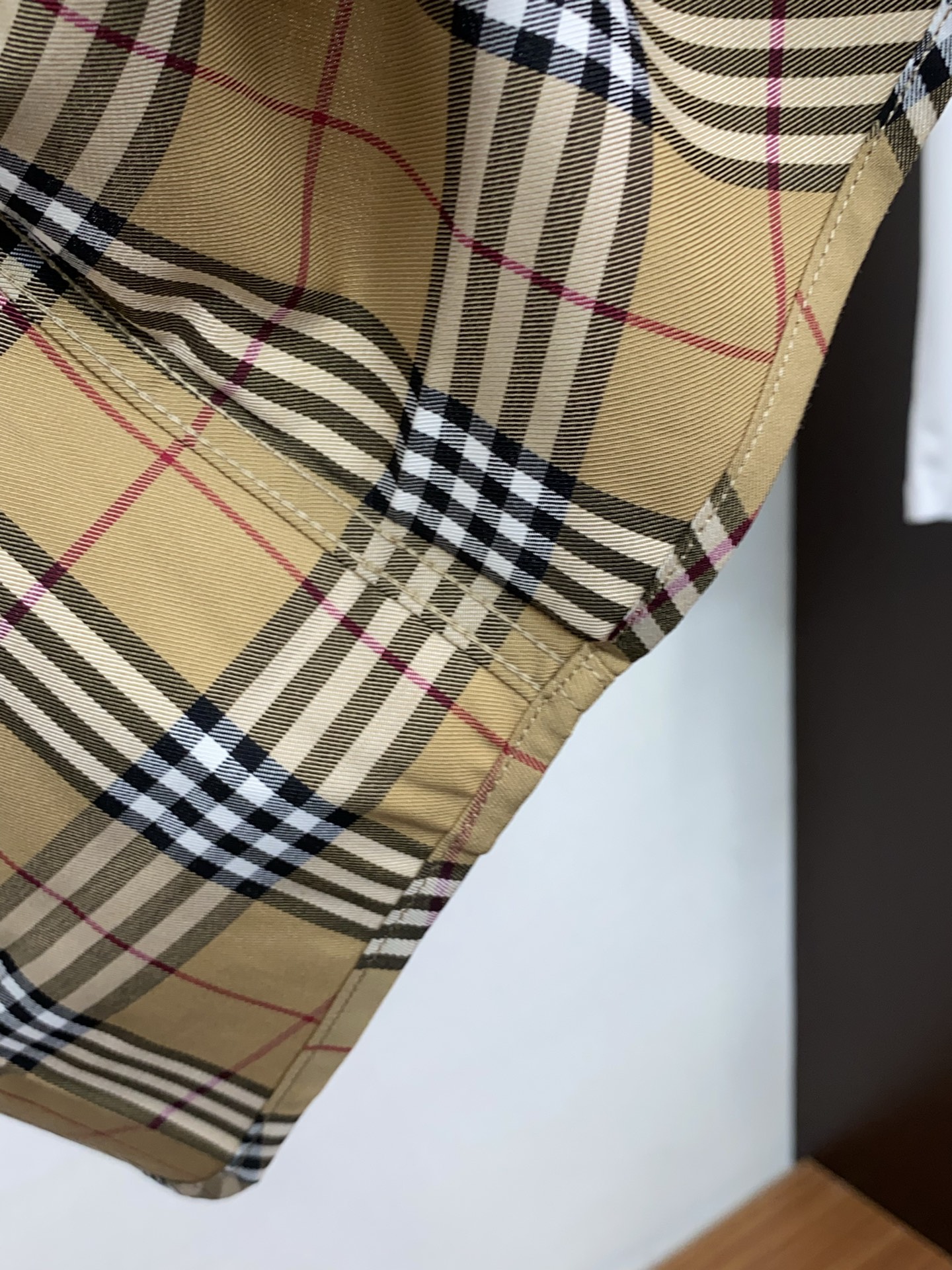 巴宝莉 2026 男士天丝棉衬衫，商务休闲修身款短袖衬衫 宜商务 宜休闲！限量新款，都市商务气质款！ 衬