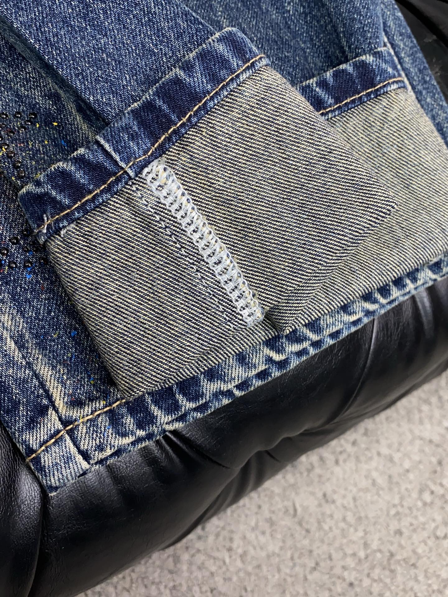 1v路易威登 高端定制、2026早春最新款牛仔裤 柜台同步发售 原版定制复刻 客供五金辅料 原单品质 进