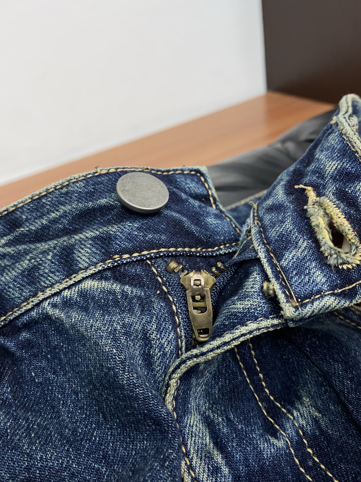 DG 高端定制、2026早春最新款牛仔裤 柜台同步发售 原版定制复刻 客供五金辅料 原单品质 进口牛仔面