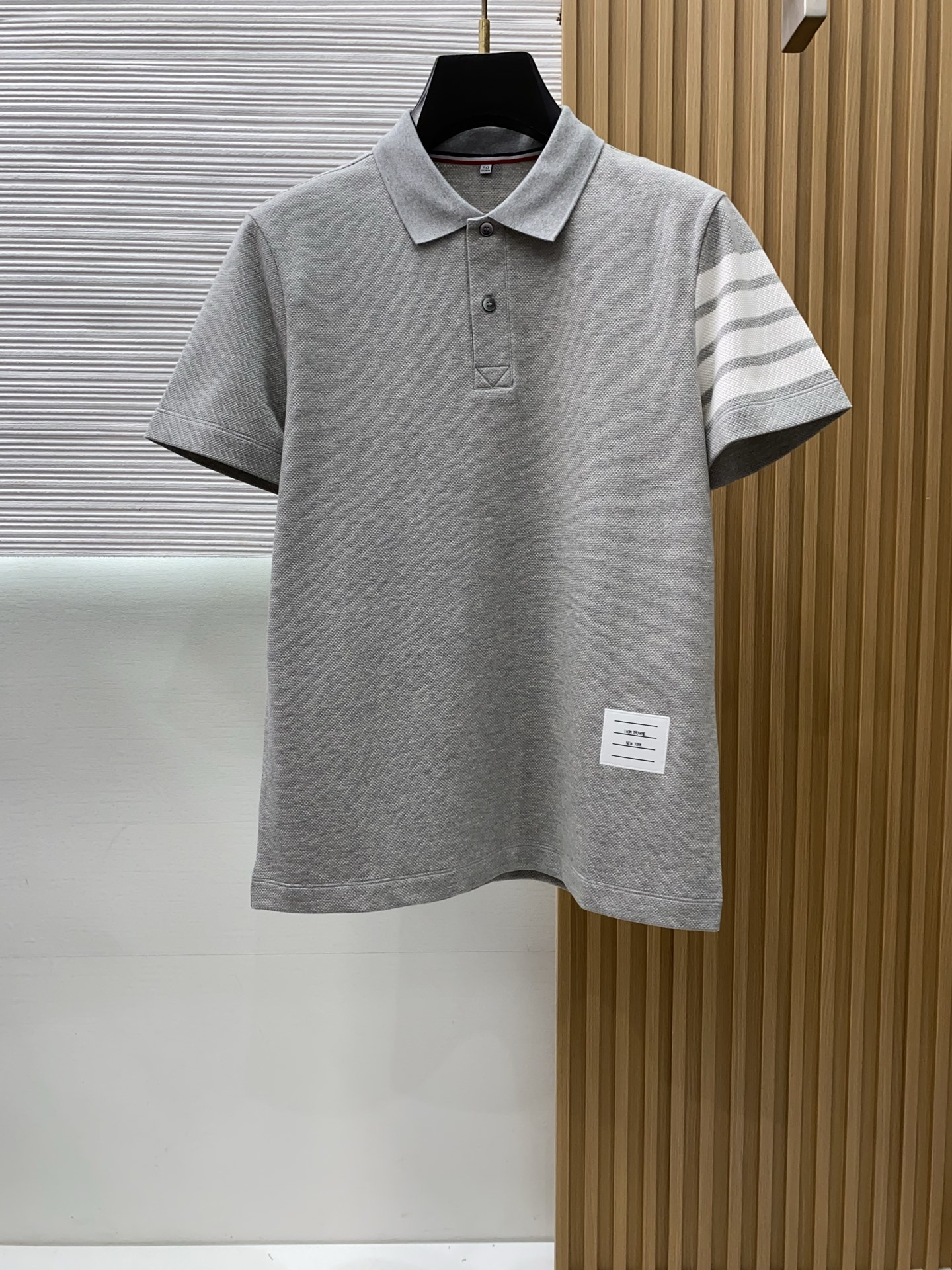 TB 2026s经典时尚翻领 Polo衫短袖 ，贸易公司渠道订单，简约大气，时尚百搭，品相更是无法挑剔！