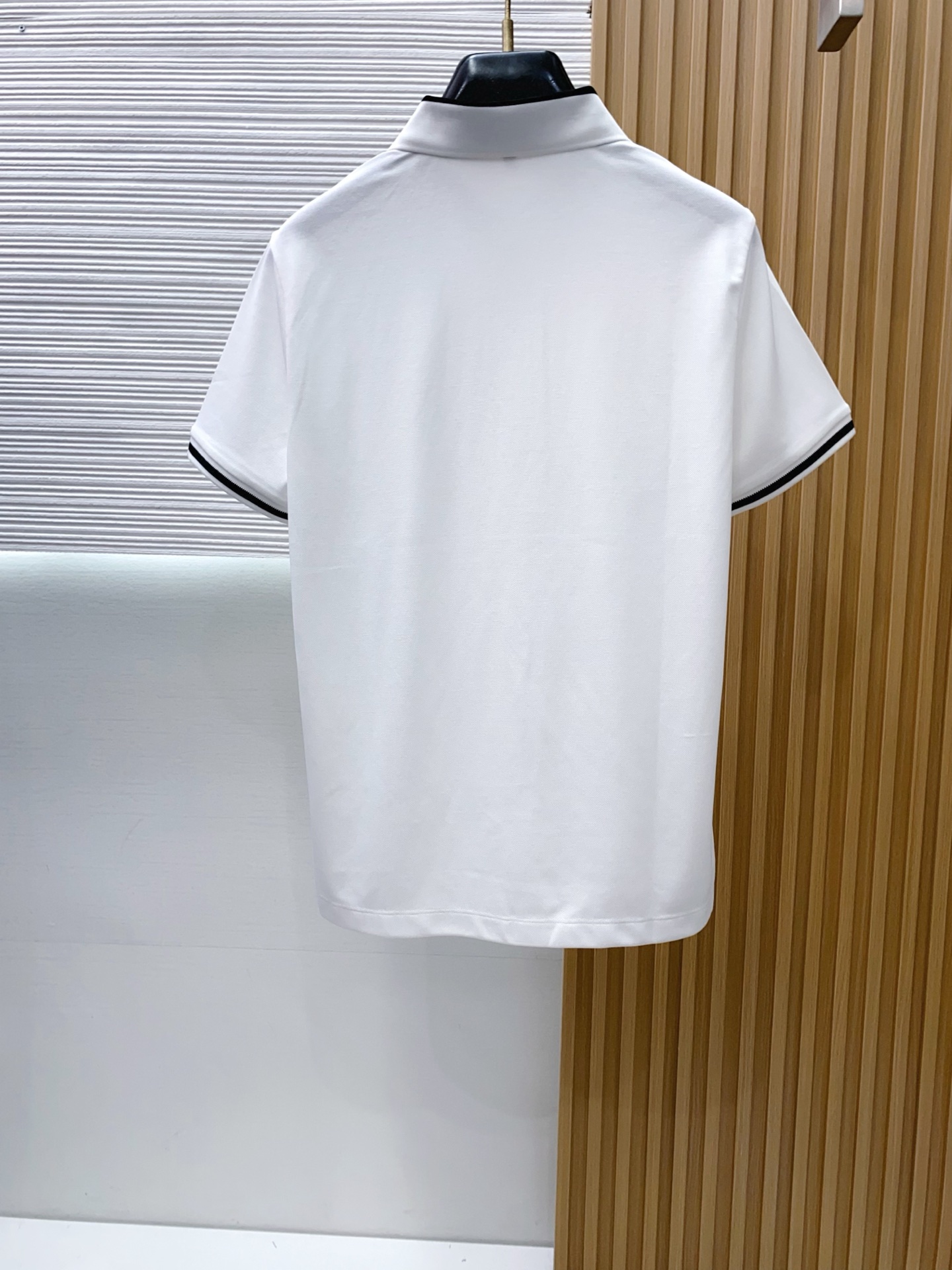 古奇 2026s经典时尚翻领 Polo衫短袖 ，贸易公司渠道订单，简约大气，时尚百搭，品相更是无法挑剔！