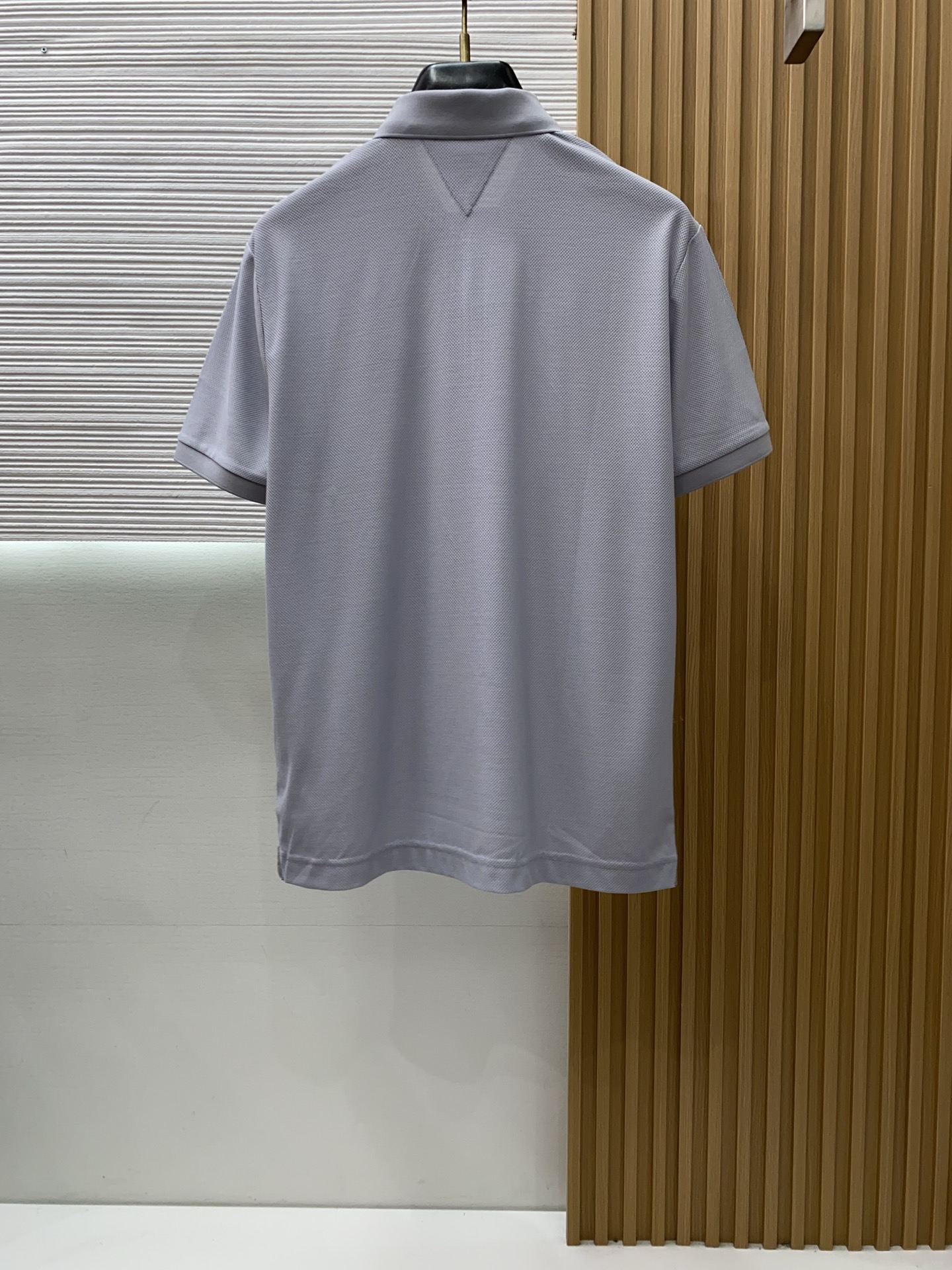 BV 2026s经典时尚翻领 Polo衫短袖 ，贸易公司渠道订单，简约大气，时尚百搭，品相更是无法挑剔！