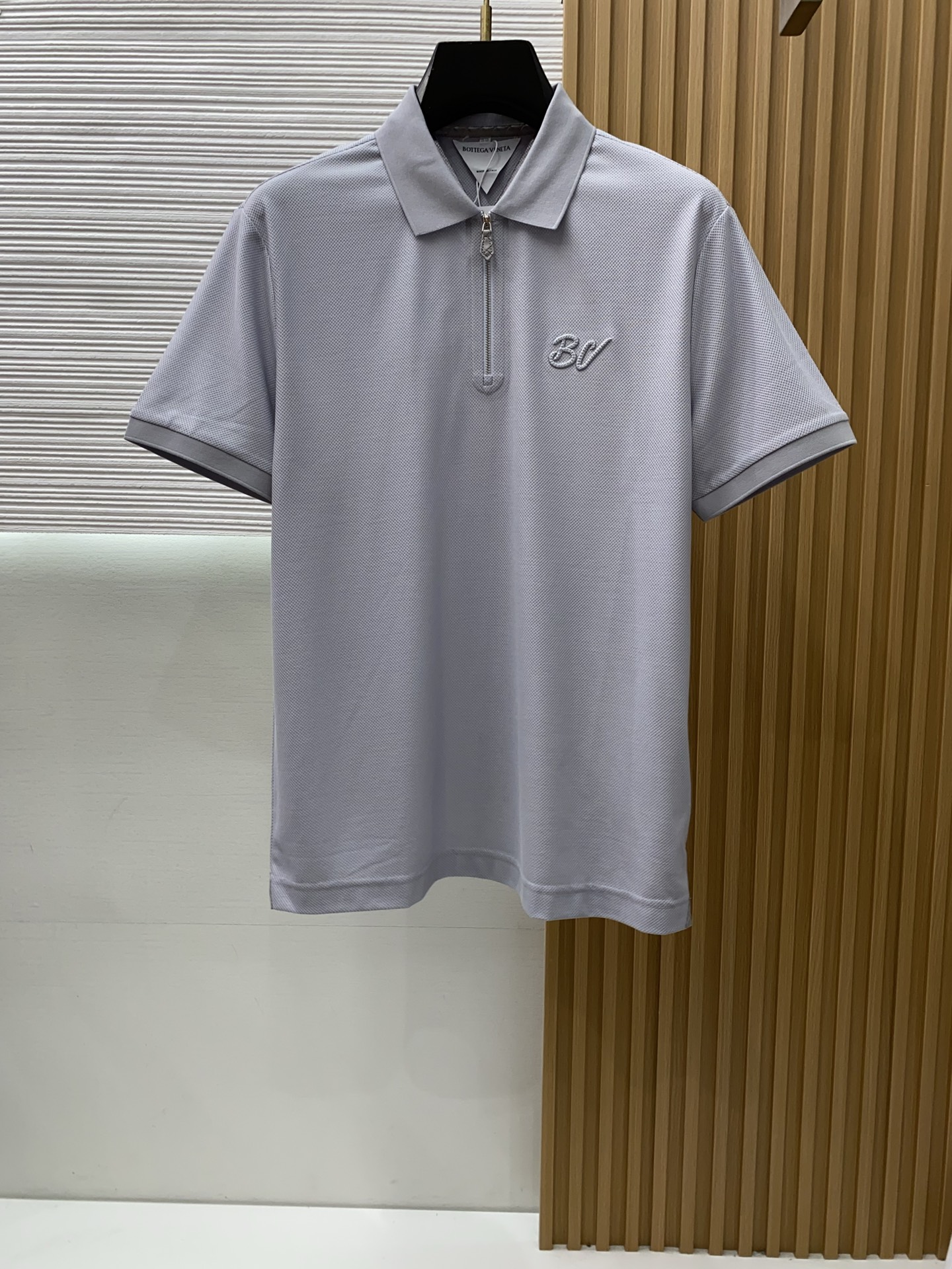 BV 2026s经典时尚翻领 Polo衫短袖 ，贸易公司渠道订单，简约大气，时尚百搭，品相更是无法挑剔！