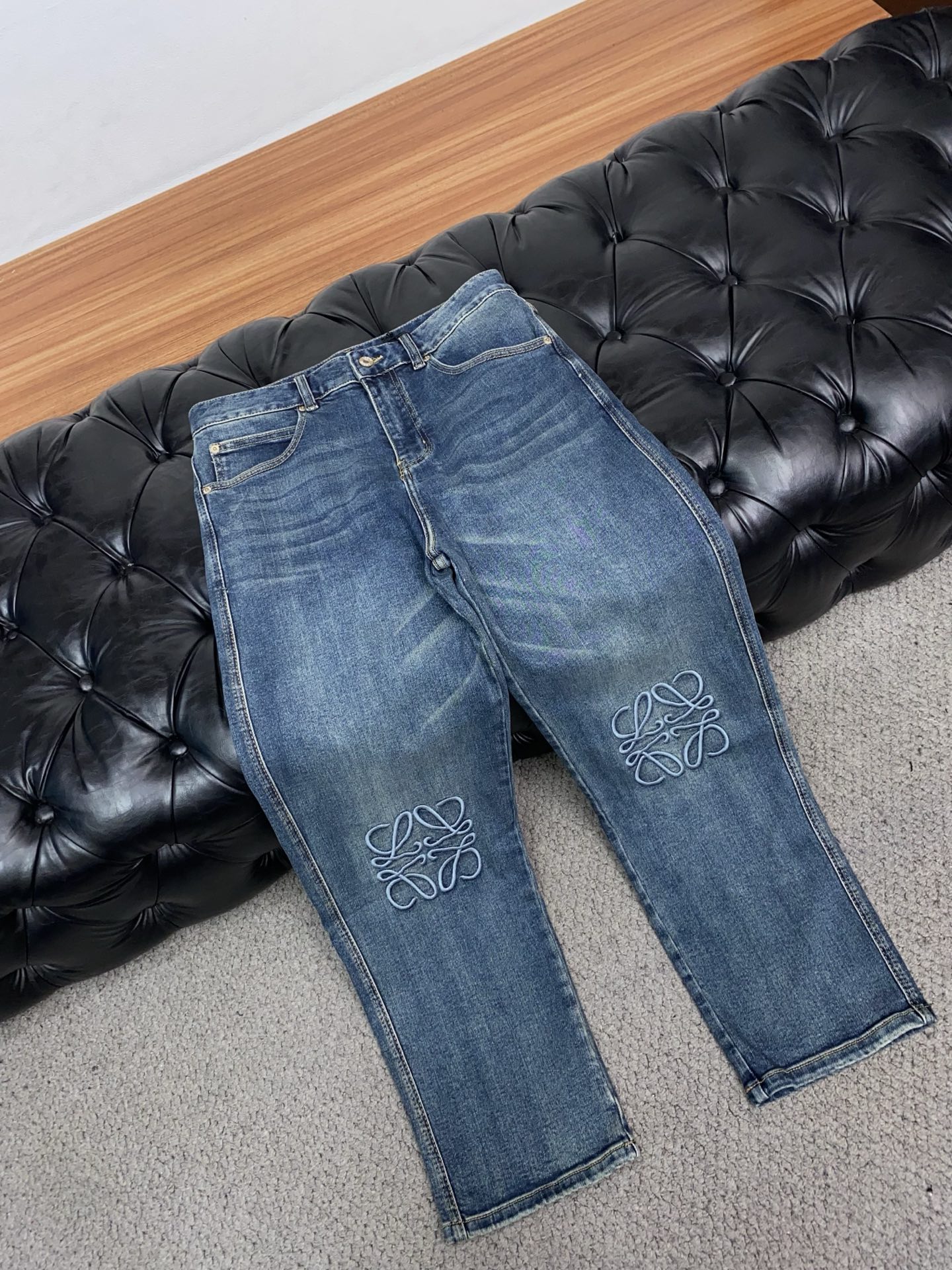 罗意威 26新款 市场独家订制进口丹宁牛仔面料 稀缺面料 超级舒服 工艺复杂四季款牛仔裤 针织牛从做旧 