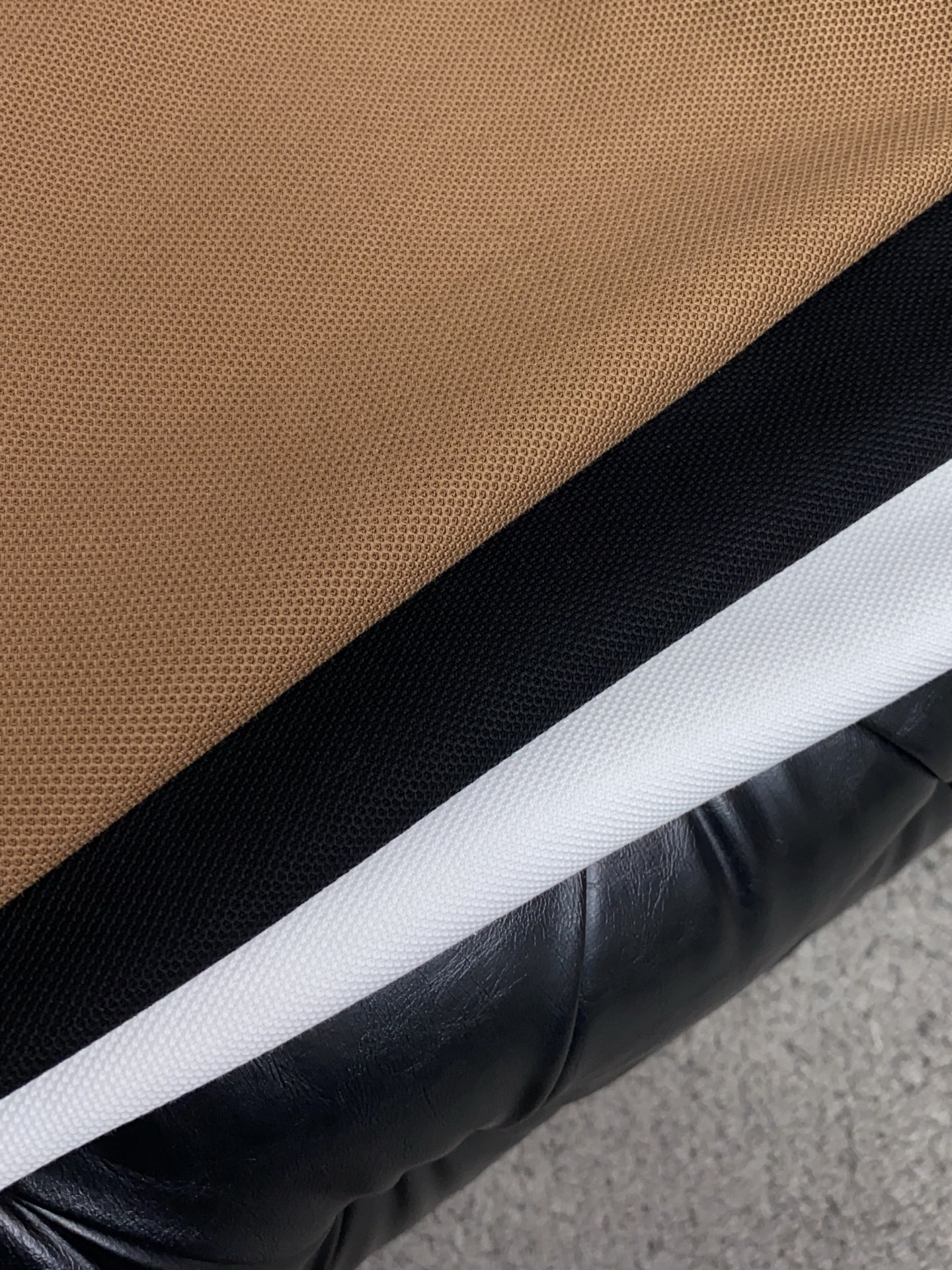 巴宝莉 2026s经典时尚翻领 Polo衫短袖 ，贸易公司渠道订单，简约大气，时尚百搭，品相更是无法挑剔