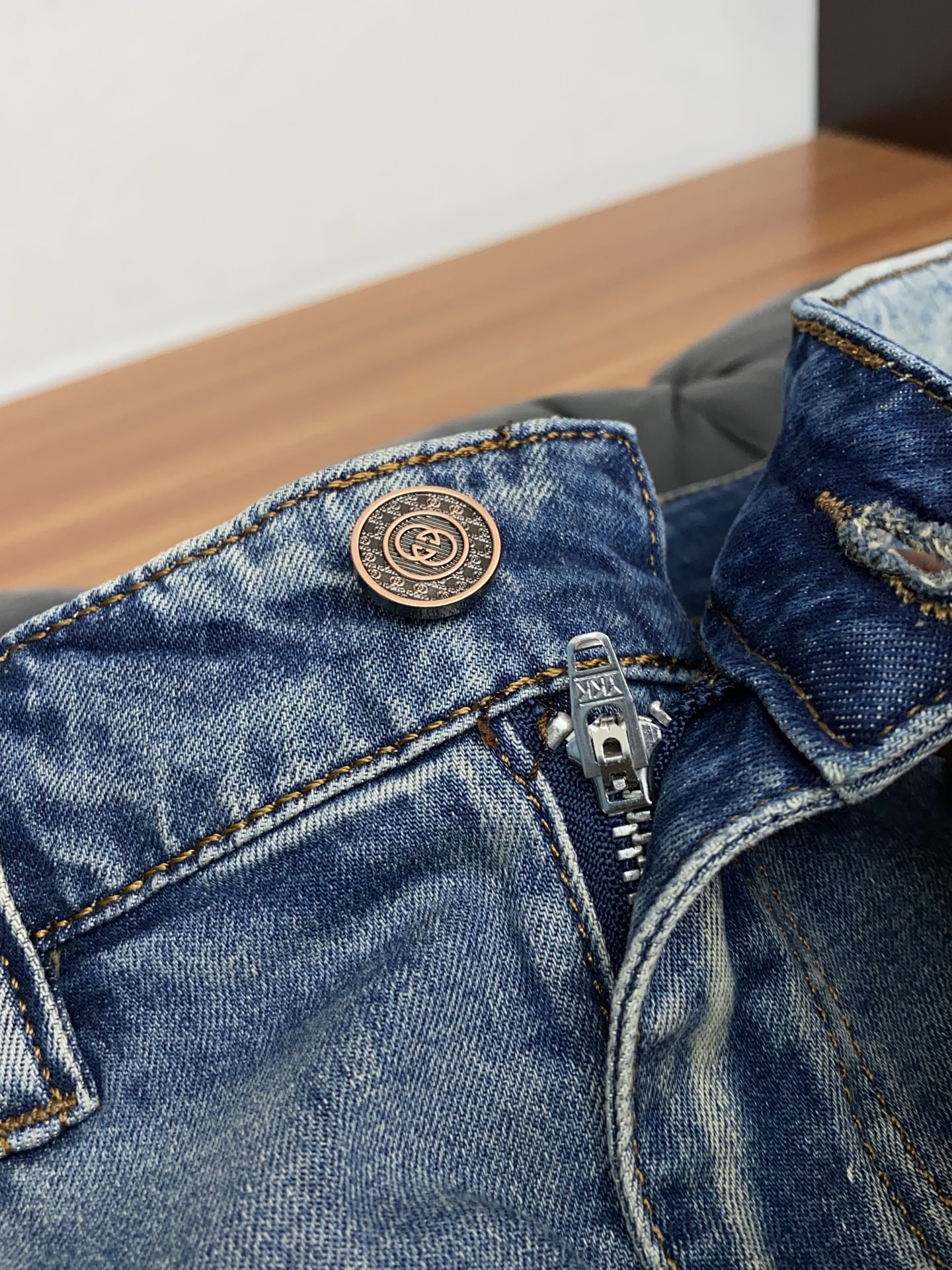 古奇 高端定制、2026早春最新款牛仔裤 柜台同步发售 原版定制复刻 客供五金辅料 原单品质 进口牛仔面