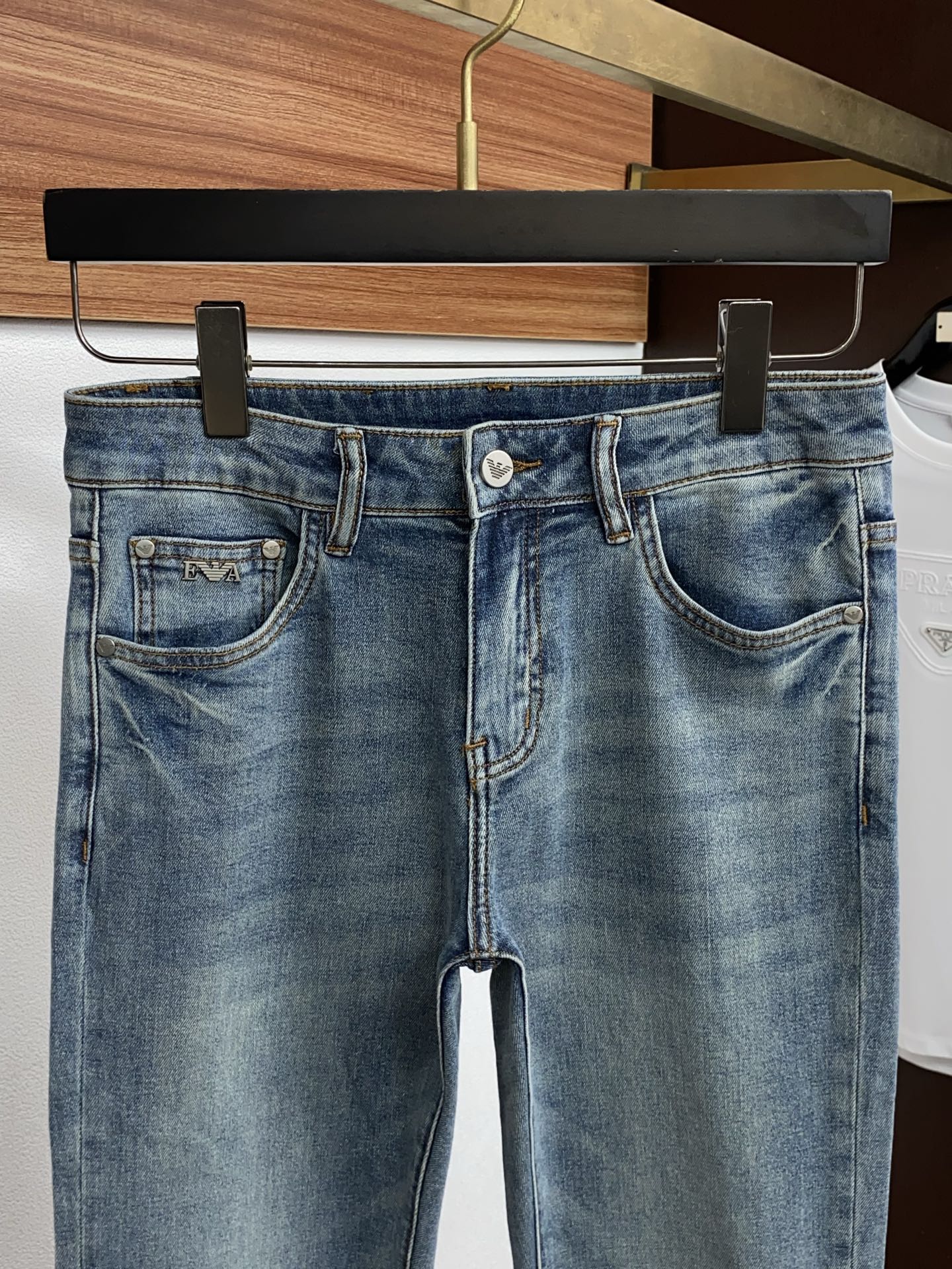 阿玛尼 高端定制、2026早春最新款牛仔裤 柜台同步发售 原版定制复刻 客供五金辅料 原单品质 进口牛仔