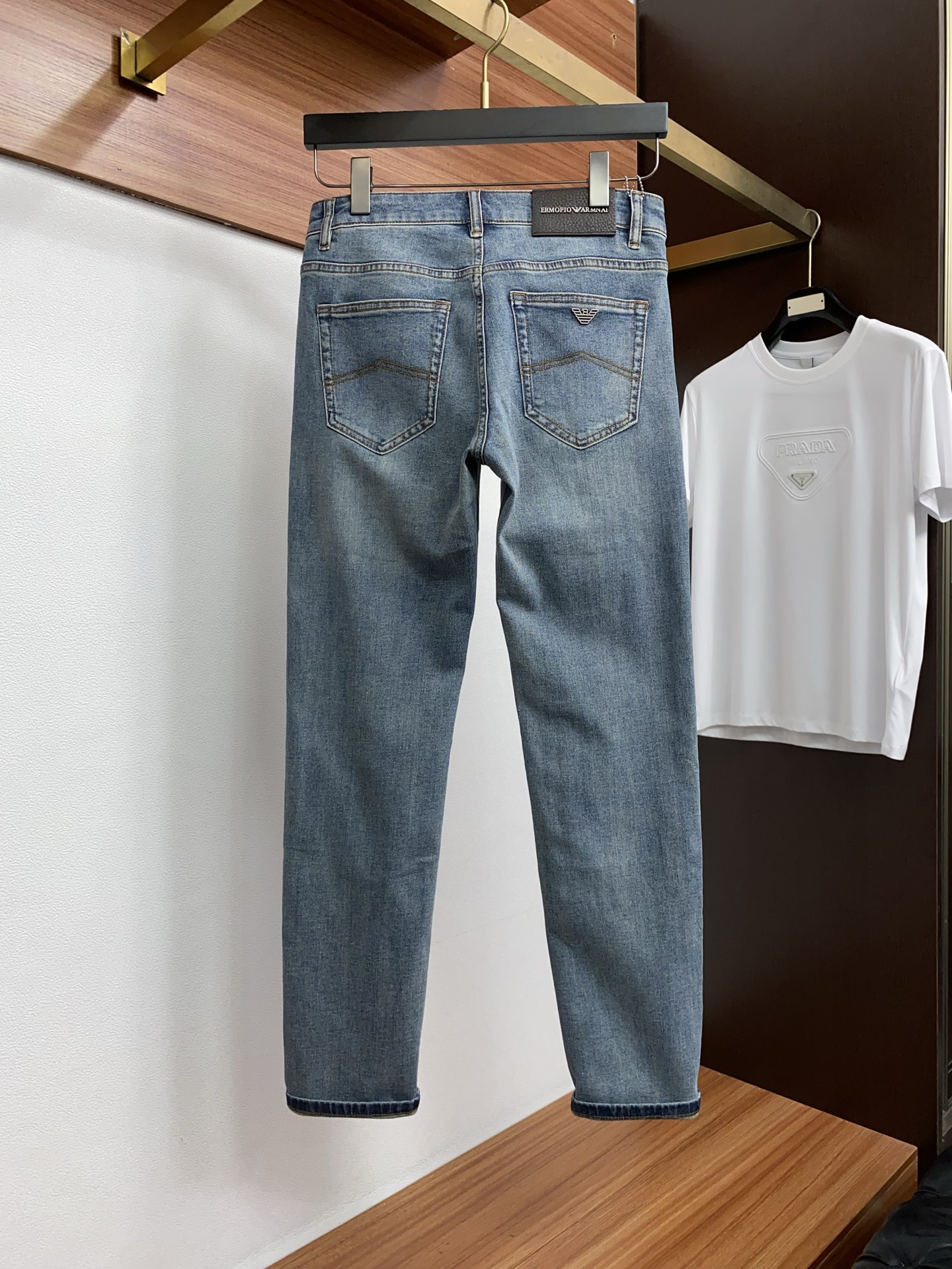 阿玛尼 高端定制、2026早春最新款牛仔裤 柜台同步发售 原版定制复刻 客供五金辅料 原单品质 进口牛仔