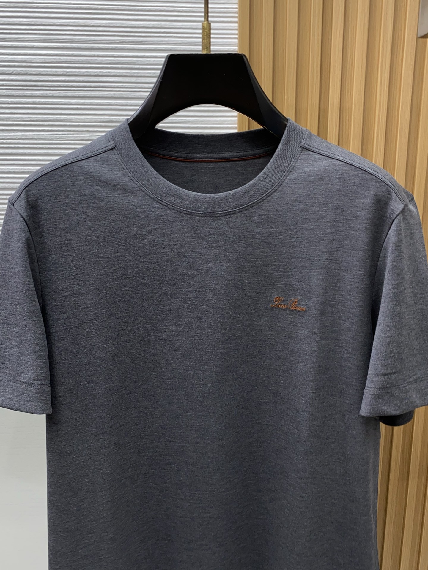 顶级Loro Piana 诺悠翩雅 短袖 26ss春夏新款 专柜同步高端主线系列，高品控老钱们的挚爱经典