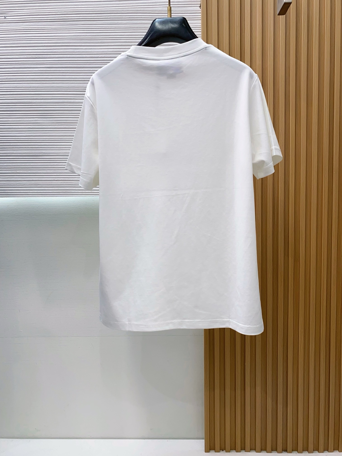 古奇 2026 春夏新款首发专柜最新款短袖圆领T恤 高端订制 设计前卫时尚！品牌logo重工艺设计 高端