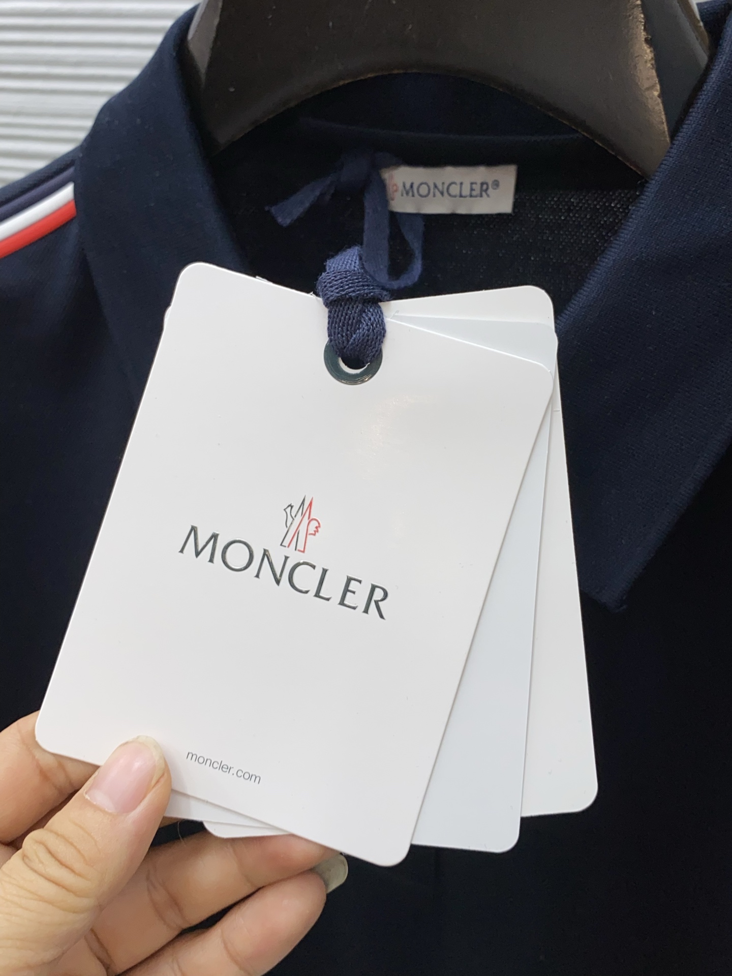 蒙口 2026春夏新品细纹珠地商务Polo，极简的衣身造型！顶级针织棉质混纺质地 整体的触感极为舒适，弹