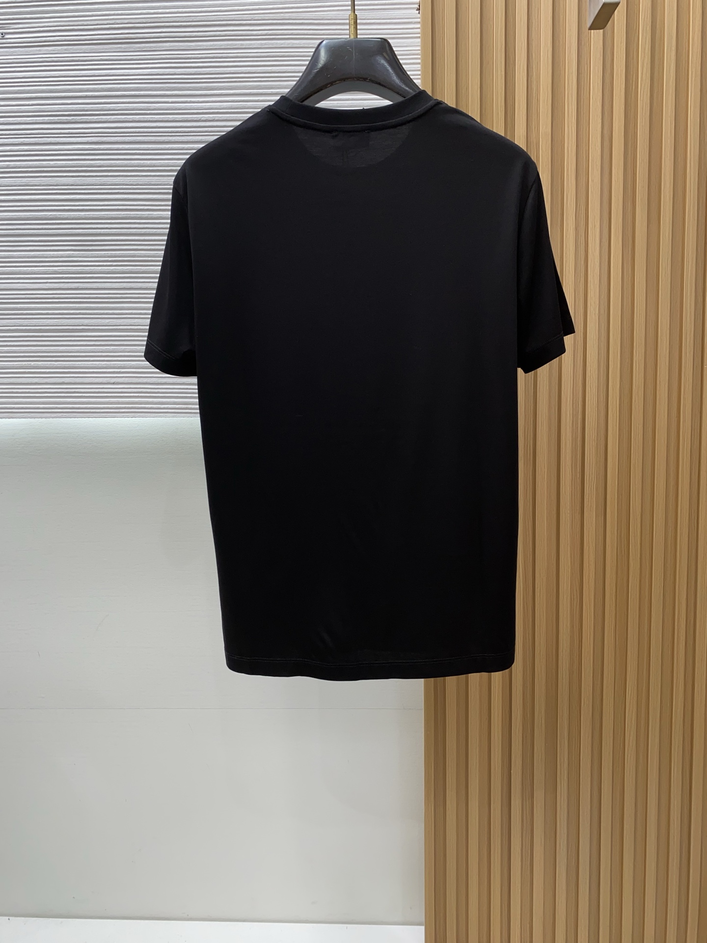 迪奥 2026春夏新款首发专柜最新款圆领短袖 高端订制 设计前卫时尚！品牌logo重工艺设计 高端定制1