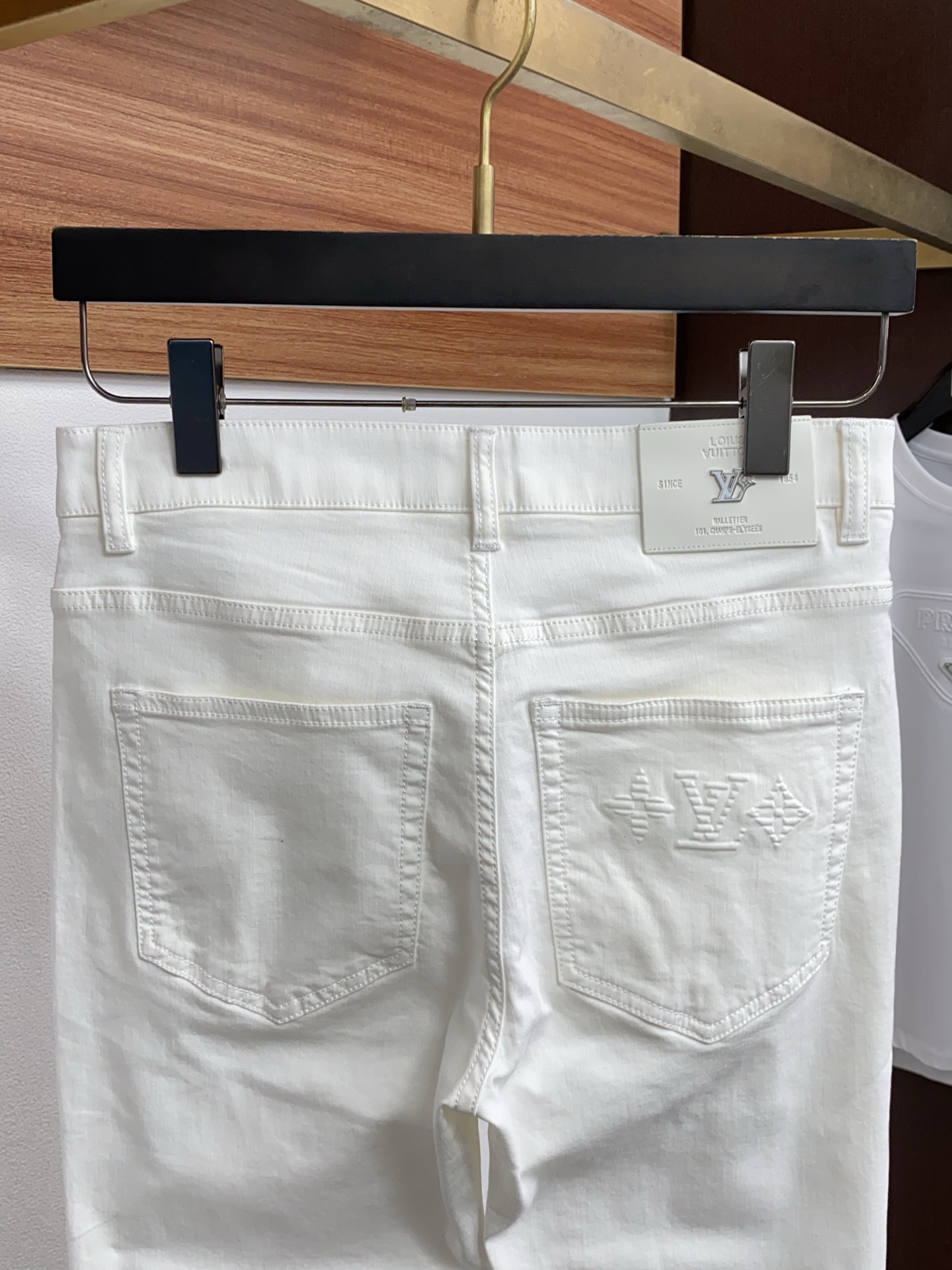 1v路易威登 高端定制、2026早春最新款牛仔裤 柜台同步发售 原版定制复刻 客供五金辅料 原单品质 进