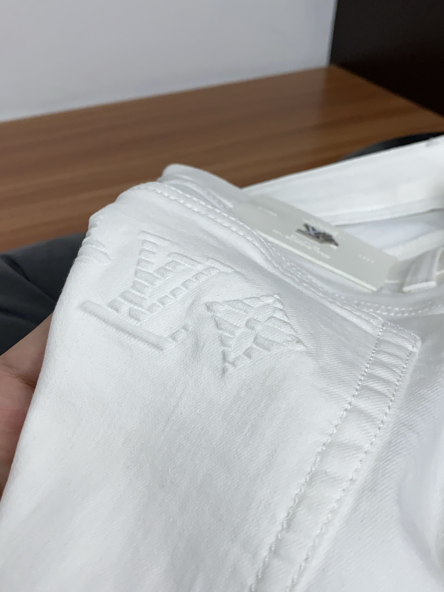 1v路易威登 高端定制、2026早春最新款牛仔裤 柜台同步发售 原版定制复刻 客供五金辅料 原单品质 进