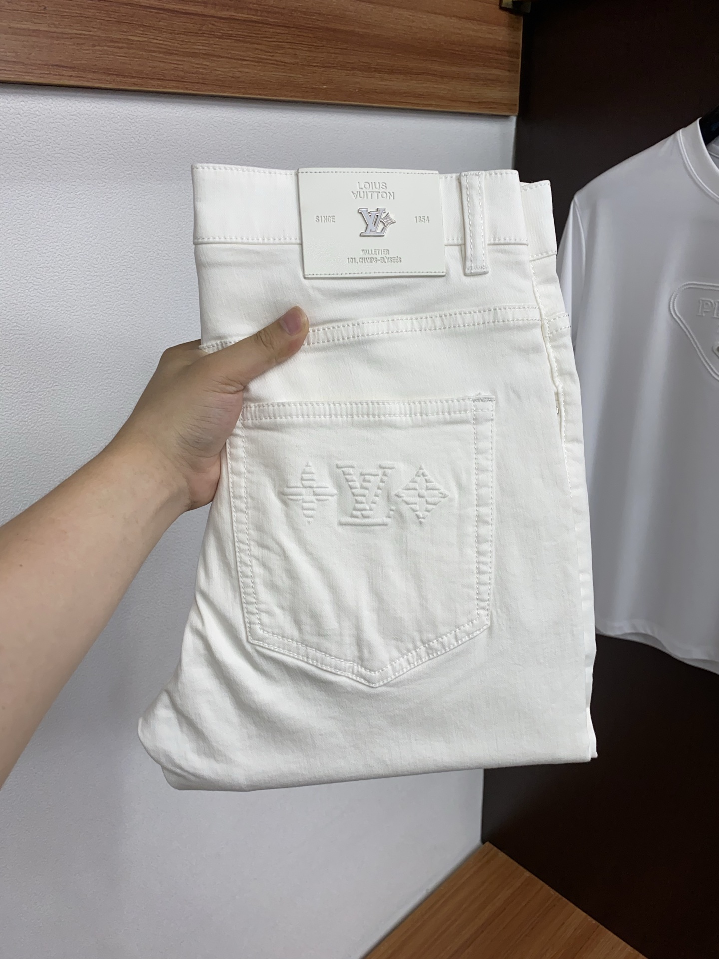 1v路易威登 高端定制、2026早春最新款牛仔裤 柜台同步发售 原版定制复刻 客供五金辅料 原单品质 进