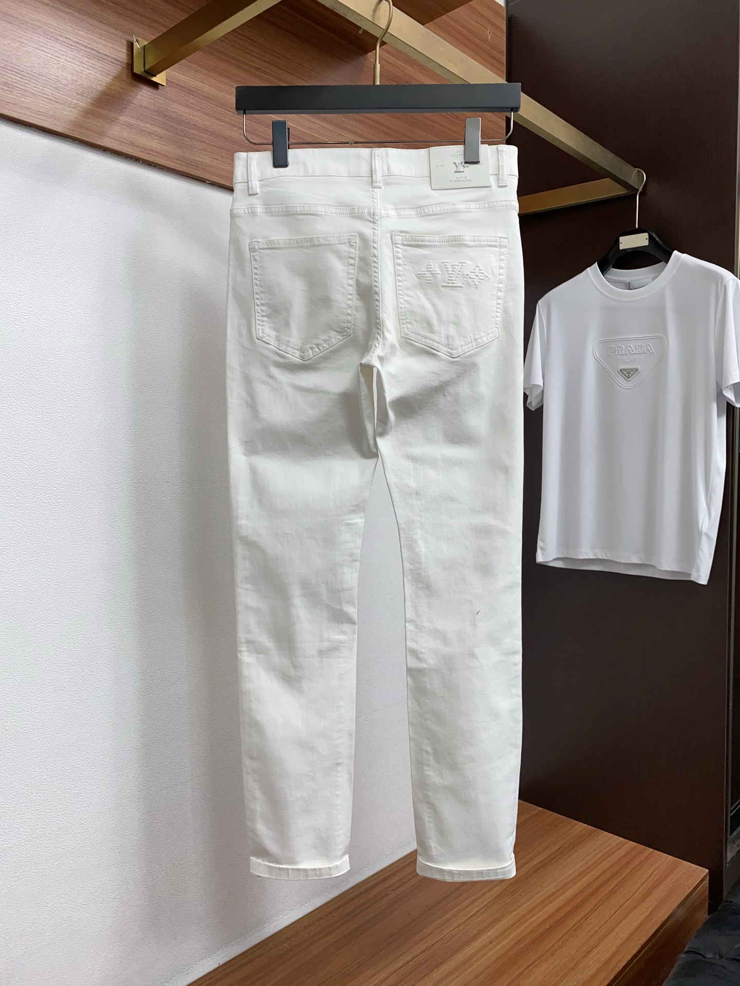 1v路易威登 高端定制、2026早春最新款牛仔裤 柜台同步发售 原版定制复刻 客供五金辅料 原单品质 进