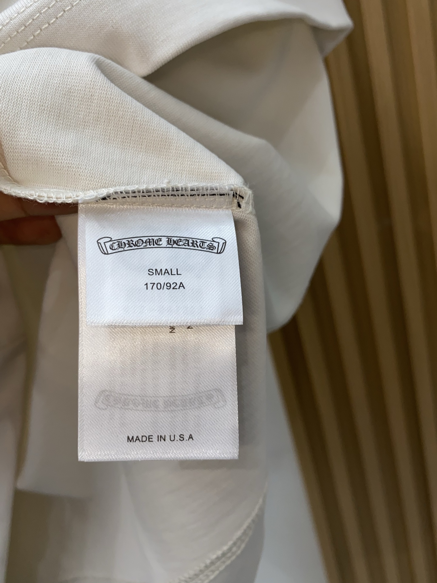 克罗心 2026新款AW新品，时尚微阔短袖 专柜同步有售，定制长绒棉面料，工艺极度复杂，视觉相当雅致时髦