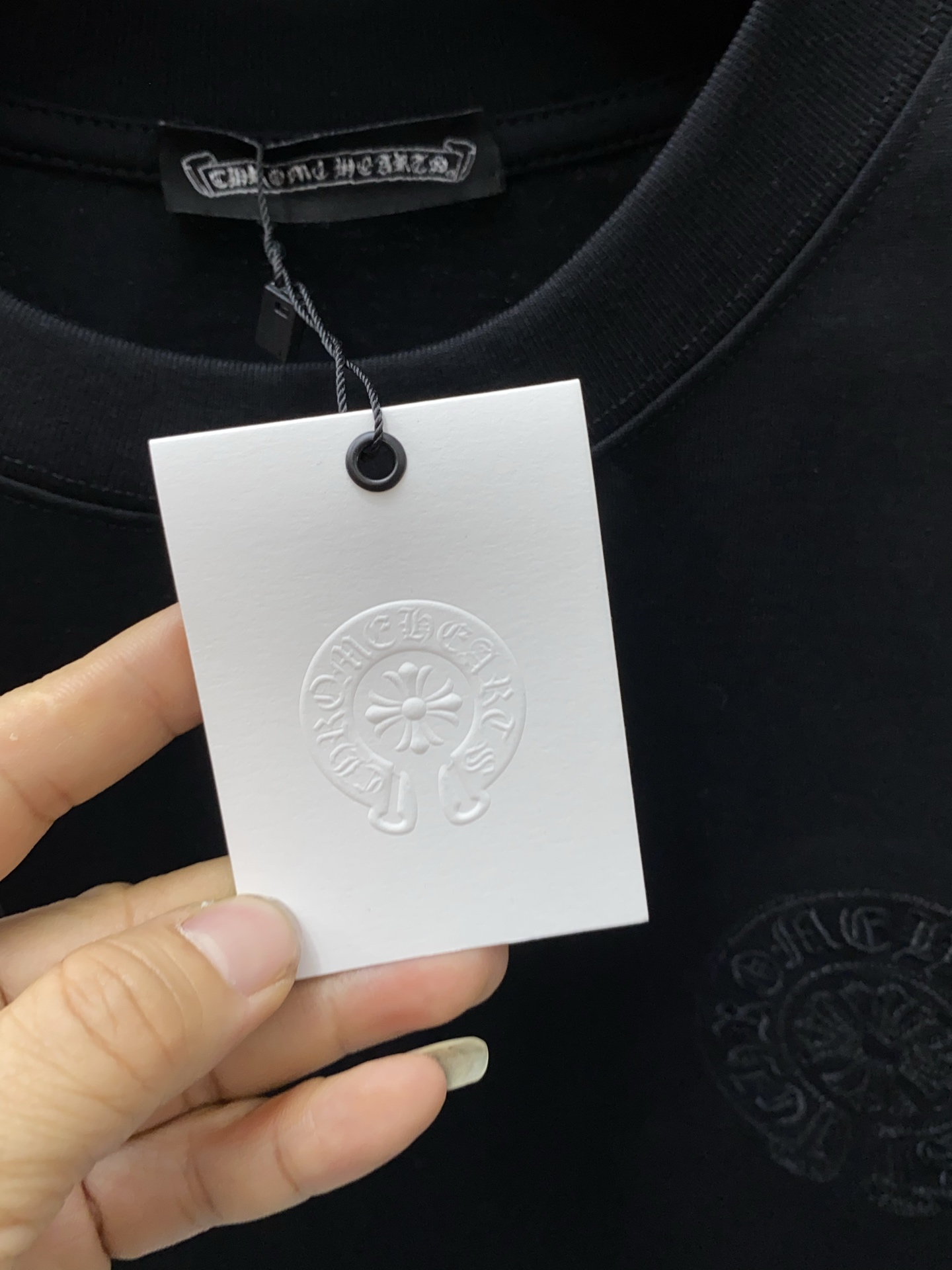 克罗心 2026新款AW新品，时尚微阔短袖 专柜同步有售，定制长绒棉面料，工艺极度复杂，视觉相当雅致时髦