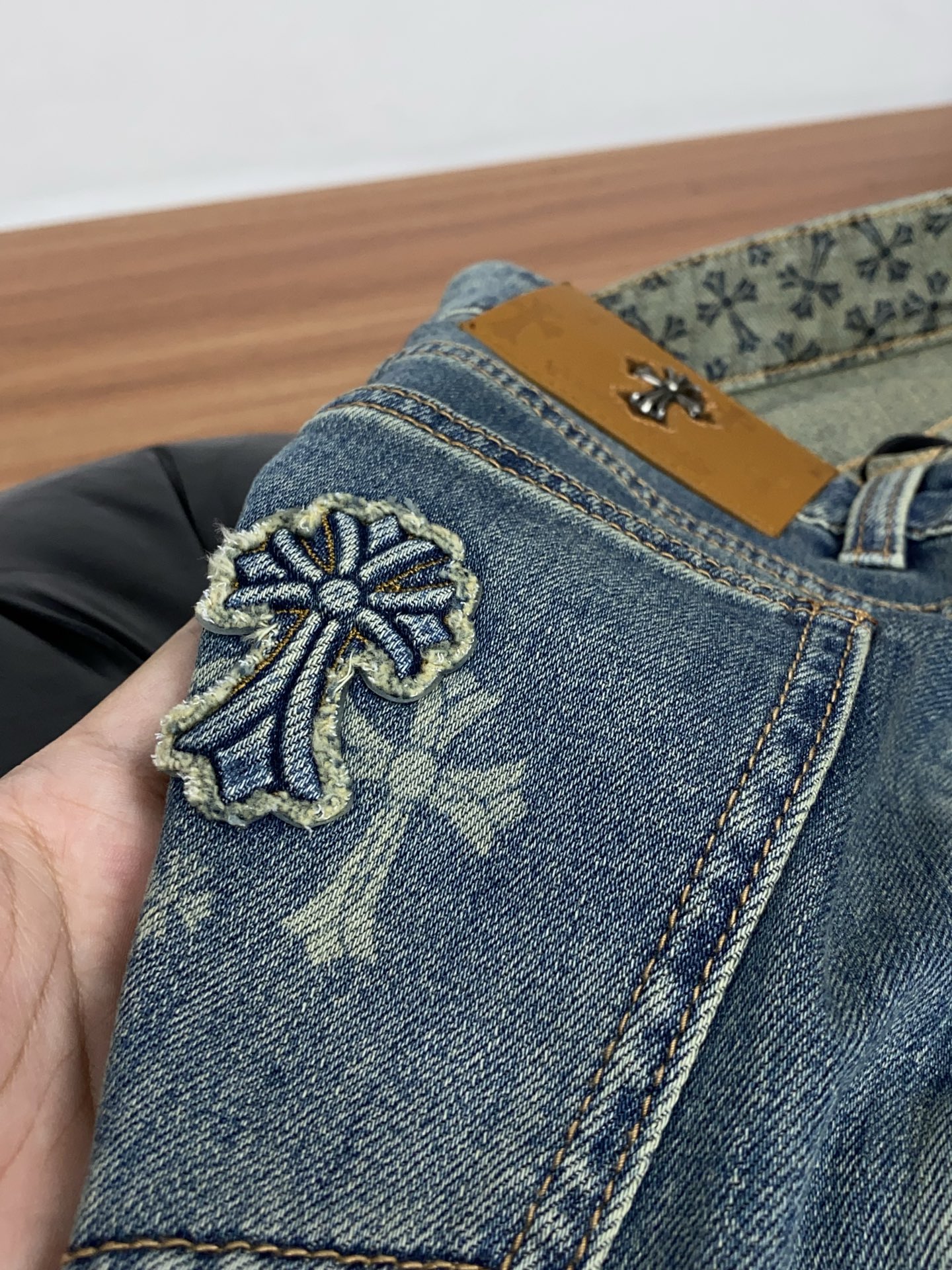 克罗心 高端定制、2026早春最新款牛仔裤 柜台同步发售 原版定制复刻 客供五金辅料 原单品质 进口牛仔