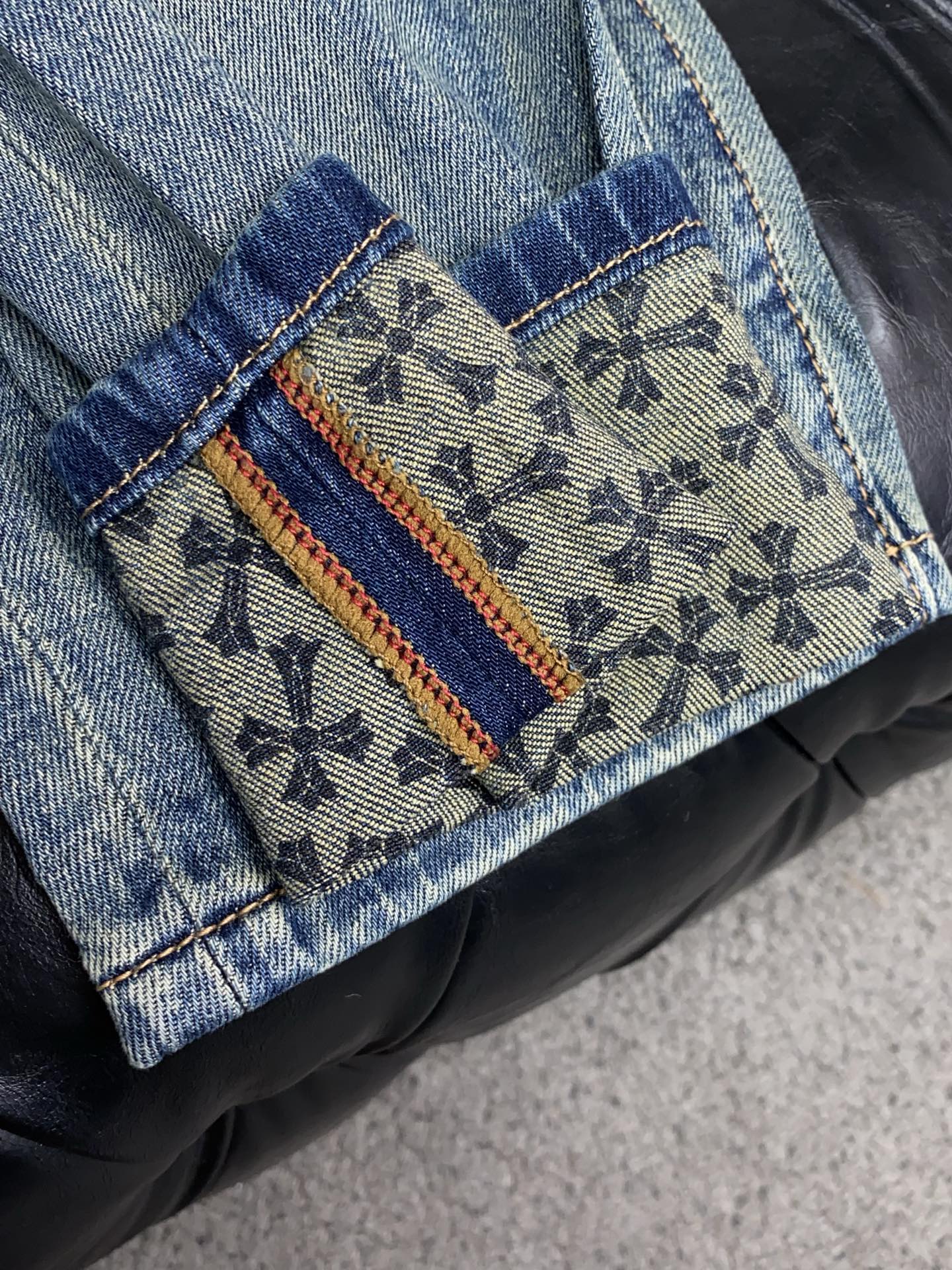 克罗心 高端定制、2026早春最新款牛仔裤 柜台同步发售 原版定制复刻 客供五金辅料 原单品质 进口牛仔