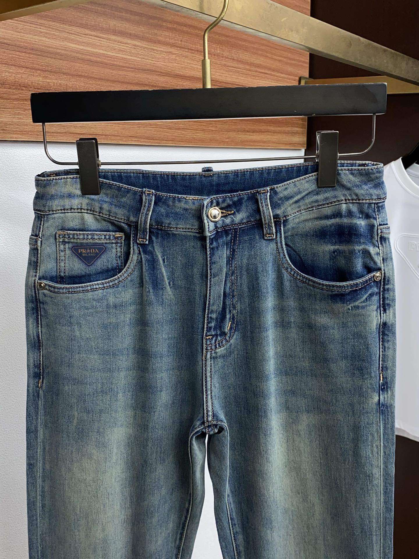 普拉达 高端定制、2026早春最新款牛仔裤 柜台同步发售 原版定制复刻 客供五金辅料 原单品质 进口牛仔