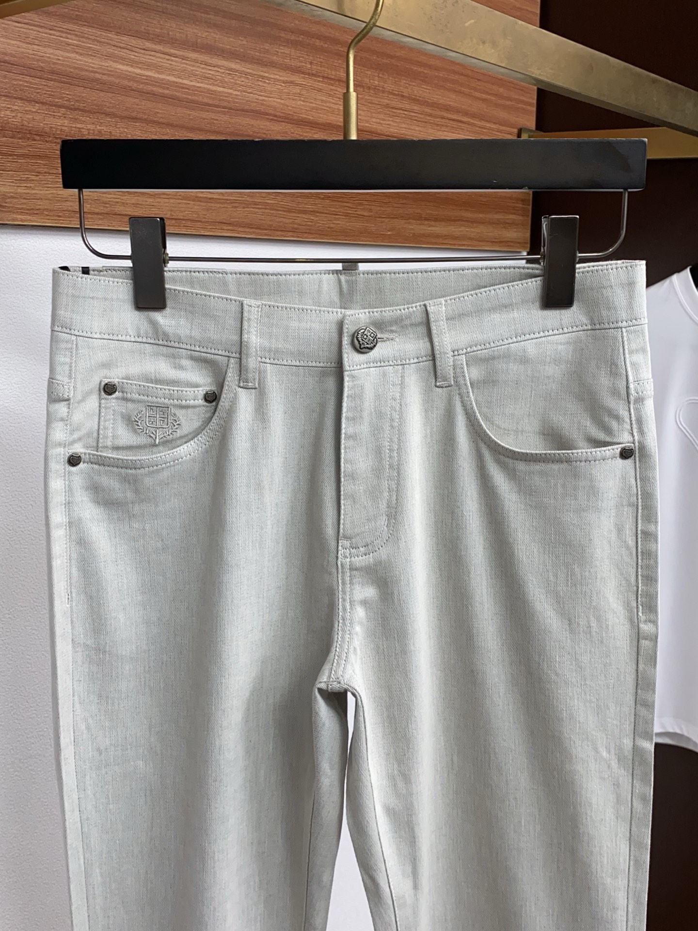 Loro Piana 诺悠翩雅 高端定制、2026早春最新款牛仔裤 柜台同步发售 原版定制复刻 客供五金