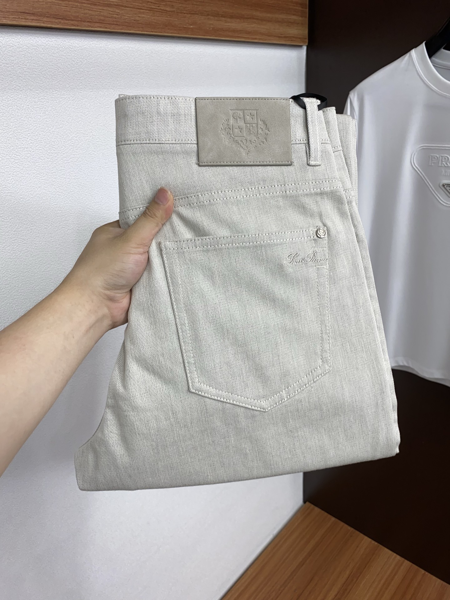 Loro Piana 诺悠翩雅 高端定制、2026早春最新款牛仔裤 柜台同步发售 原版定制复刻 客供五金