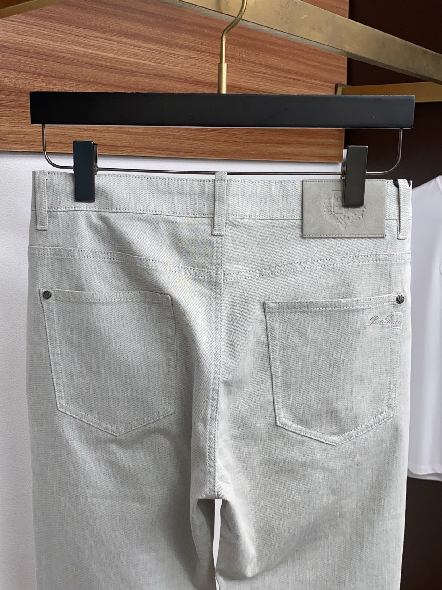 Loro Piana 诺悠翩雅 高端定制、2026早春最新款牛仔裤 柜台同步发售 原版定制复刻 客供五金