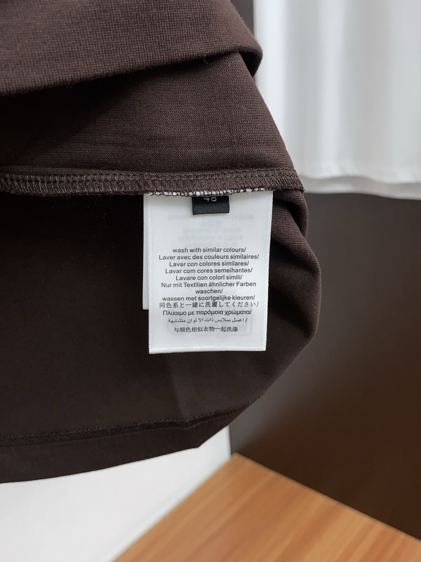 普拉达 26ss春夏新款顶级短袖 专柜同步高端主线系列，高品控老钱们的挚爱 经典调性的短袖，延续一贯地低