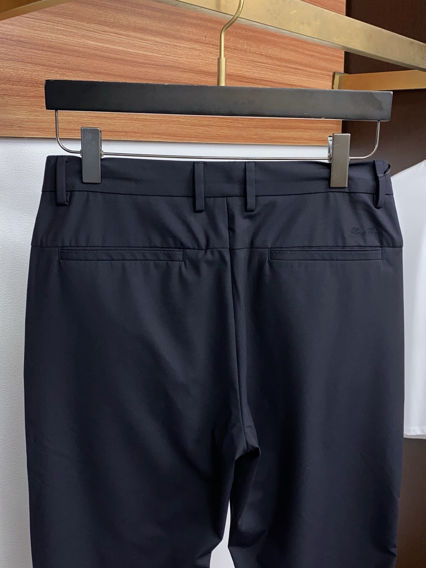 Loro Piana 诺悠翩雅 高端定制、2026早春最新款休闲裤 柜台同步发售 原版定制复刻 客供五金