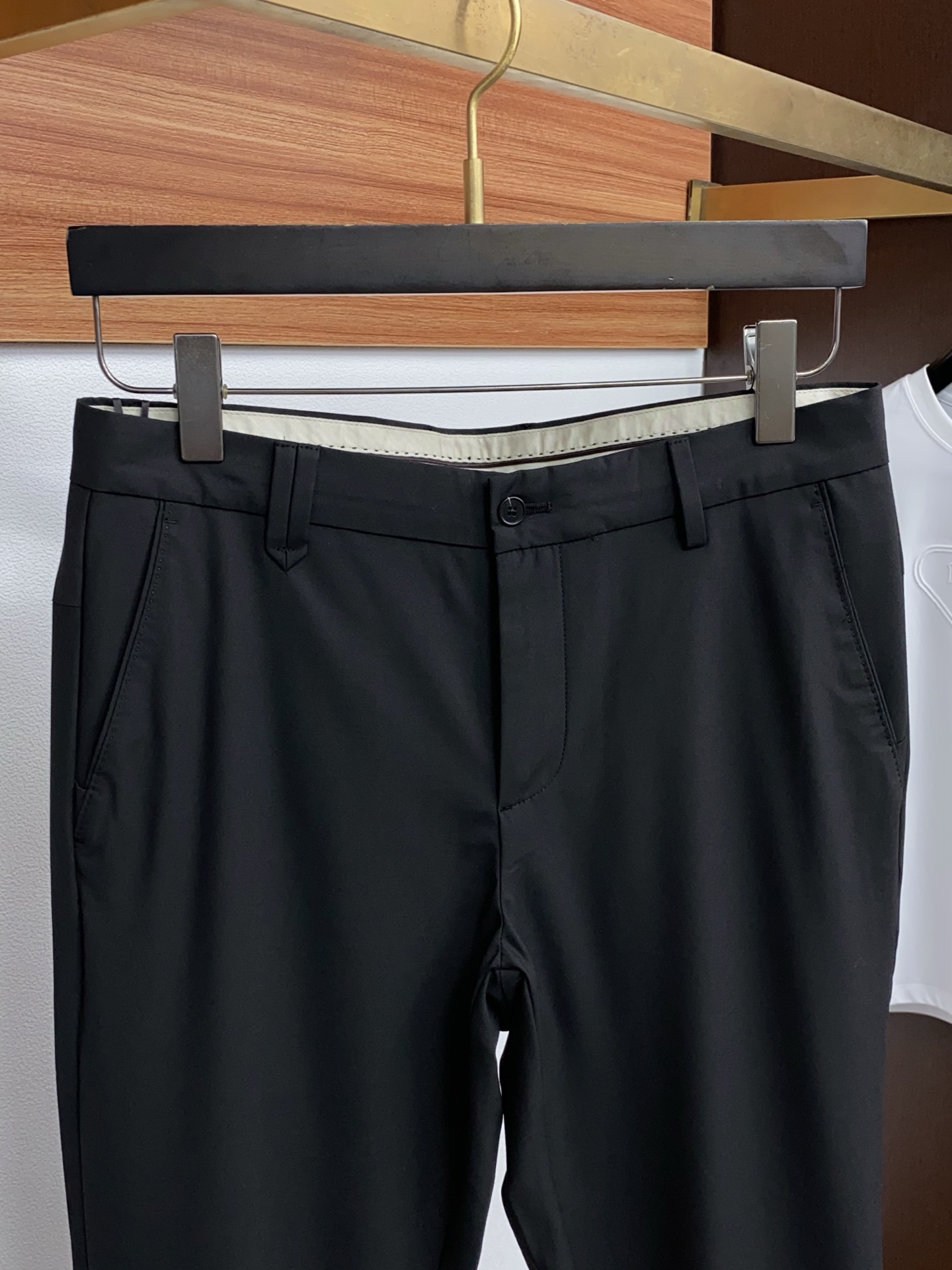 Loro Piana 诺悠翩雅 高端定制、2026早春最新休闲裤 柜台同步发售 原版定制复刻 客供五金辅