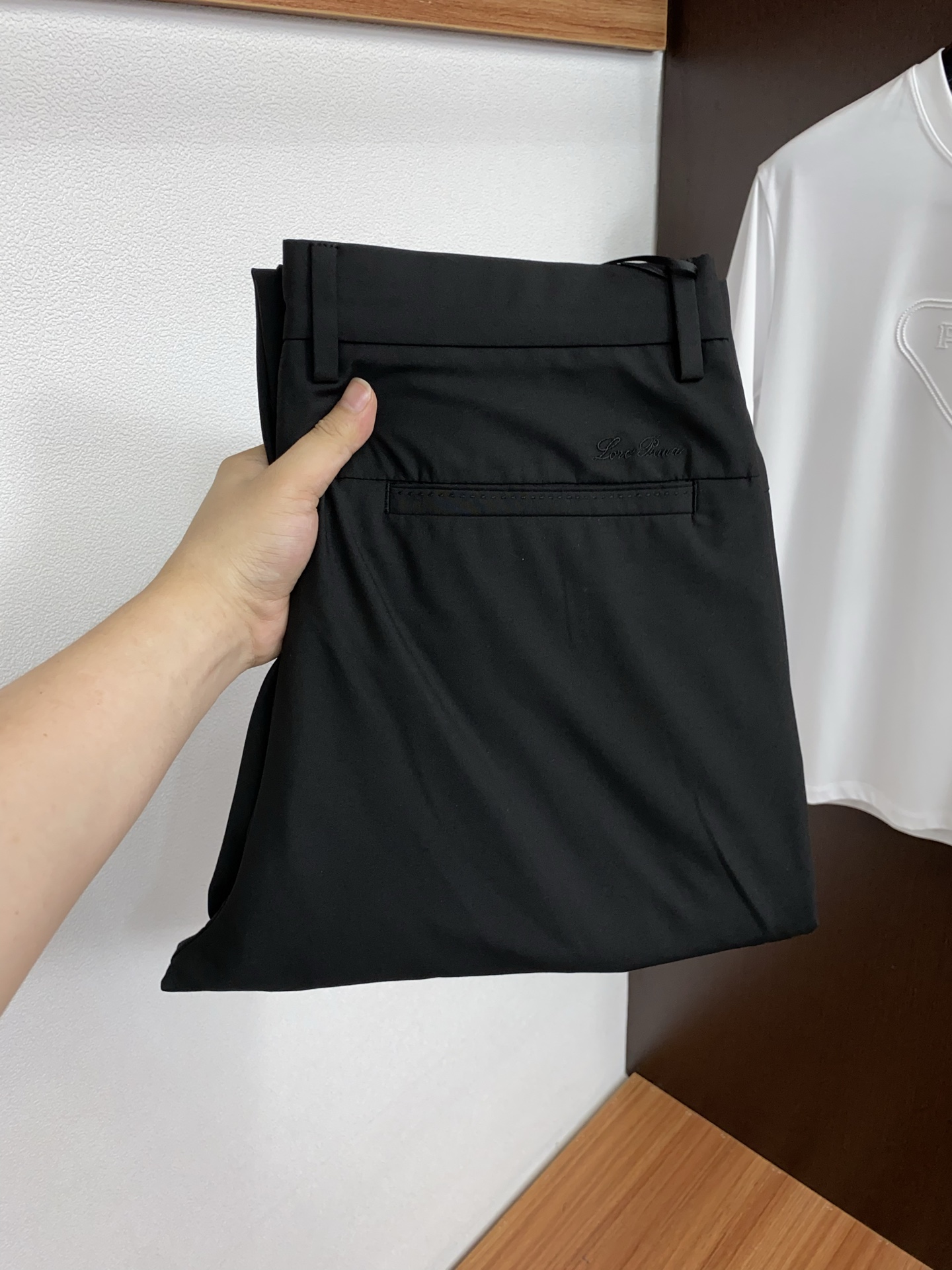 Loro Piana 诺悠翩雅 高端定制、2026早春最新休闲裤 柜台同步发售 原版定制复刻 客供五金辅