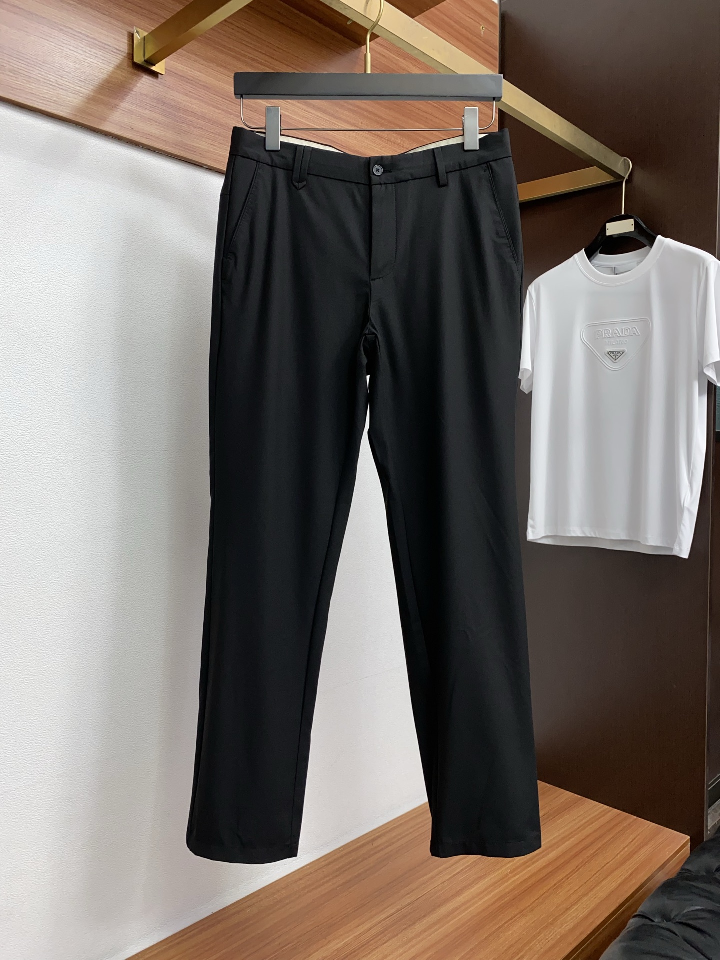 Loro Piana 诺悠翩雅 高端定制、2026早春最新休闲裤 柜台同步发售 原版定制复刻 客供五金辅