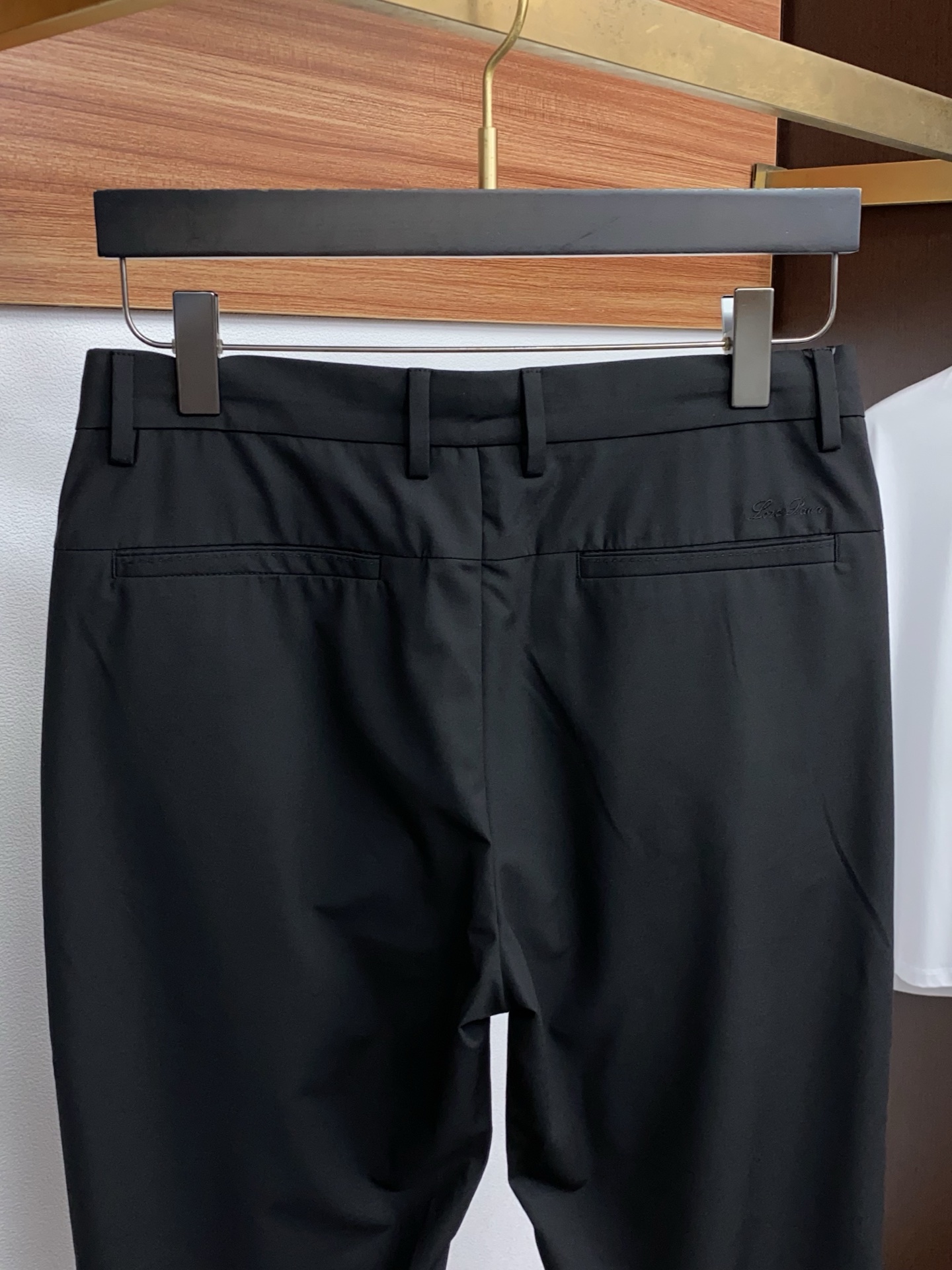 Loro Piana 诺悠翩雅 高端定制、2026早春最新休闲裤 柜台同步发售 原版定制复刻 客供五金辅