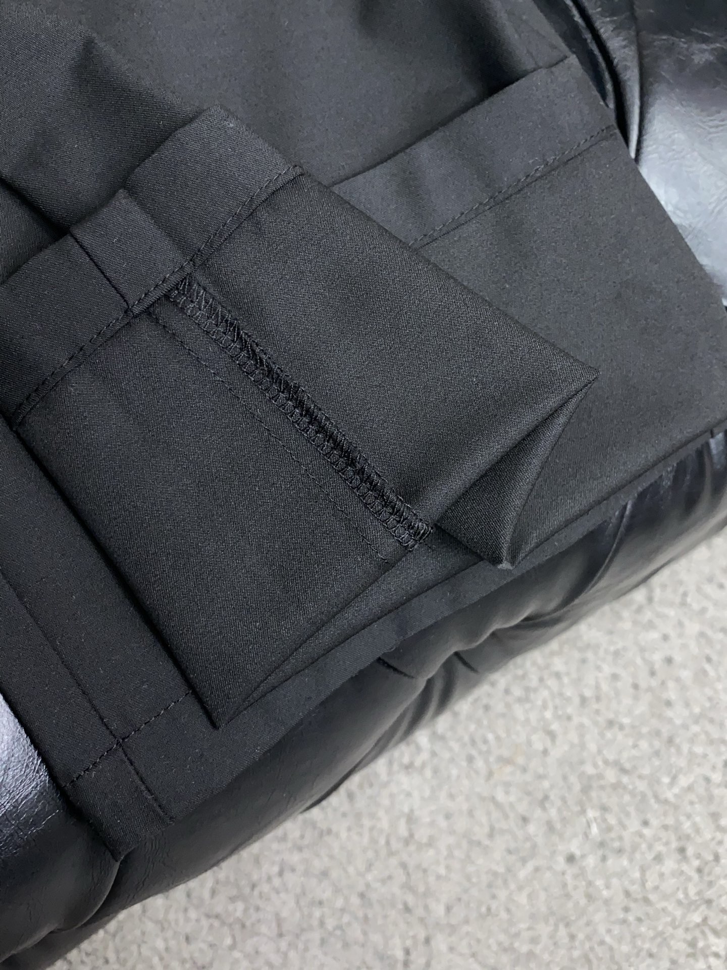 Loro Piana 诺悠翩雅 高端定制、2026早春最新休闲裤 柜台同步发售 原版定制复刻 客供五金辅