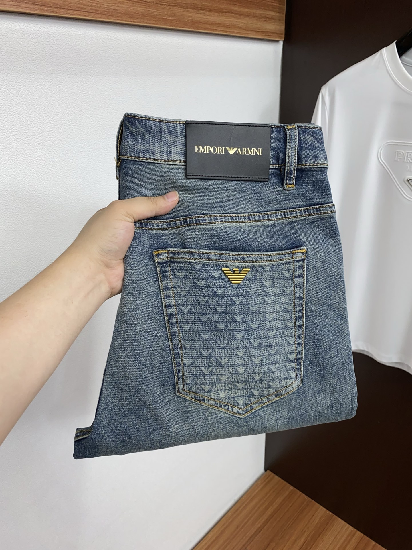 阿玛尼 高端定制、2026早春最新款牛仔裤 柜台同步发售 原版定制复刻 客供五金辅料 原单品质 进口牛仔