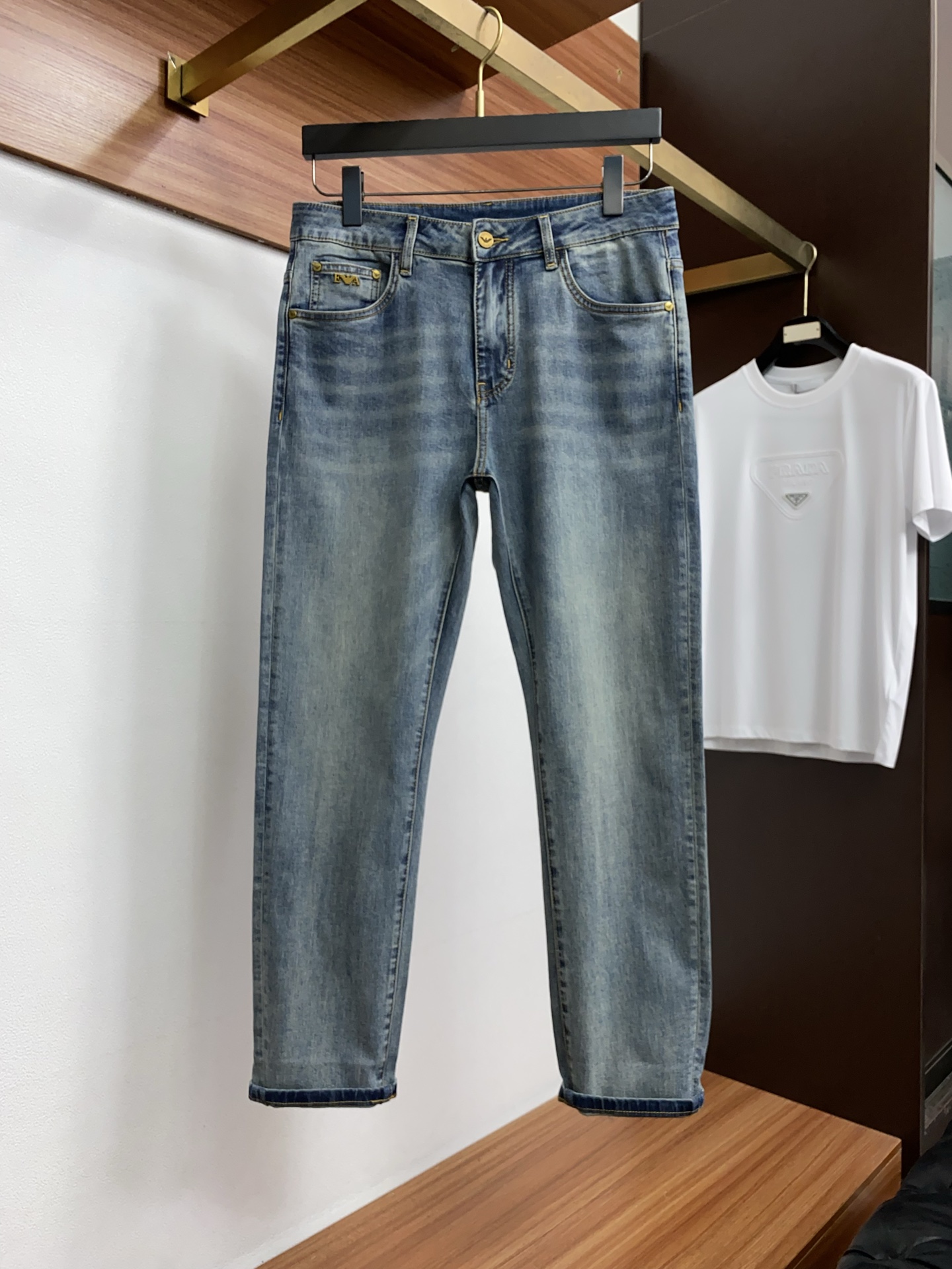 阿玛尼 高端定制、2026早春最新款牛仔裤 柜台同步发售 原版定制复刻 客供五金辅料 原单品质 进口牛仔