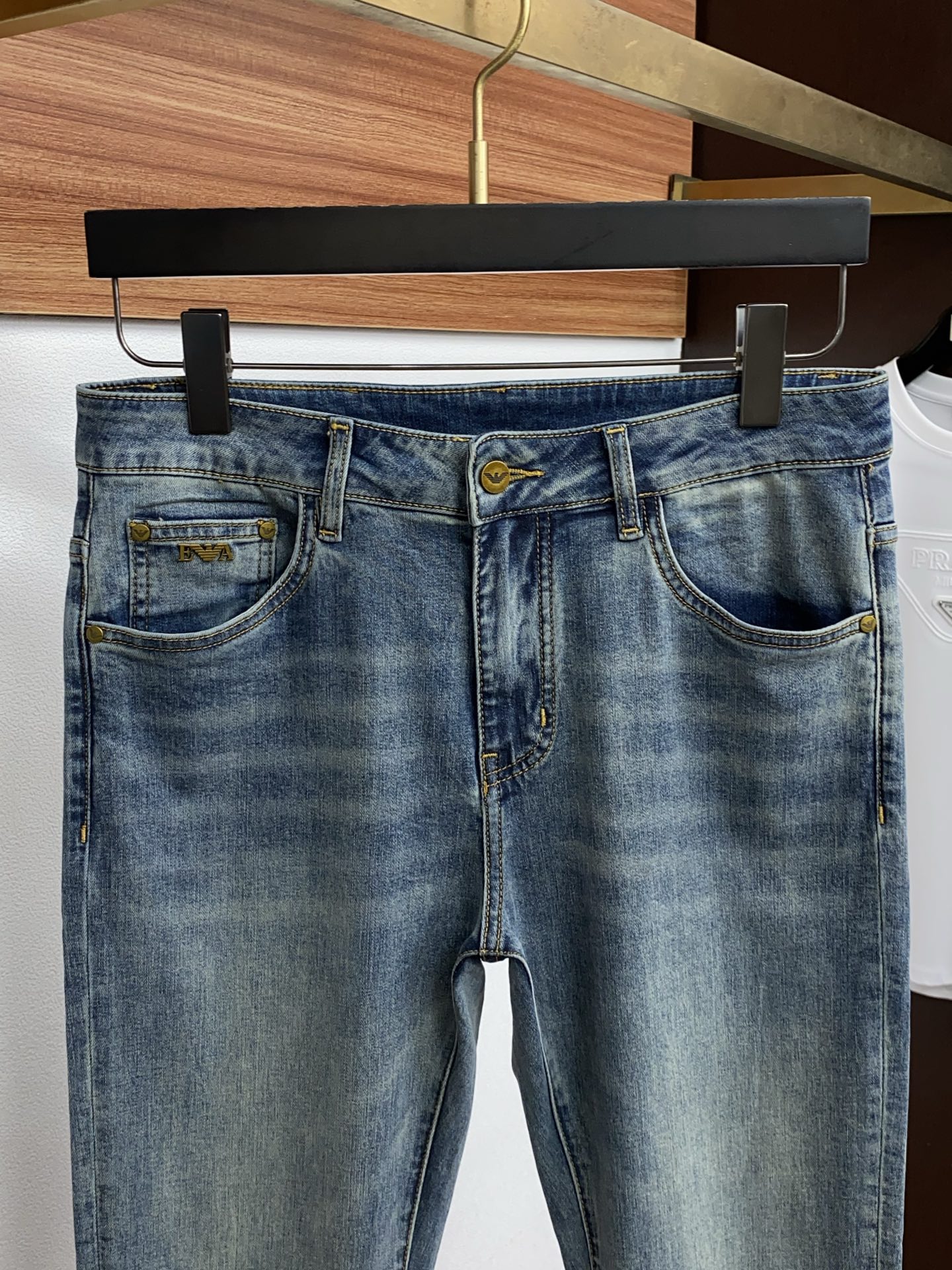 阿玛尼 高端定制、2026早春最新款牛仔裤 柜台同步发售 原版定制复刻 客供五金辅料 原单品质 进口牛仔