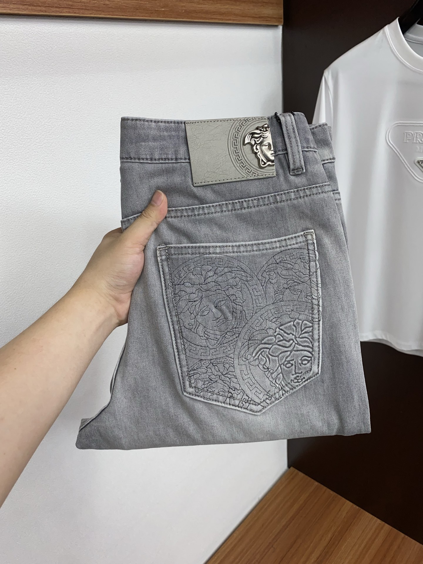 范思哲 高端定制、2026早春最新款牛仔裤 柜台同步发售 原版定制复刻 客供五金辅料 原单品质 进口牛仔