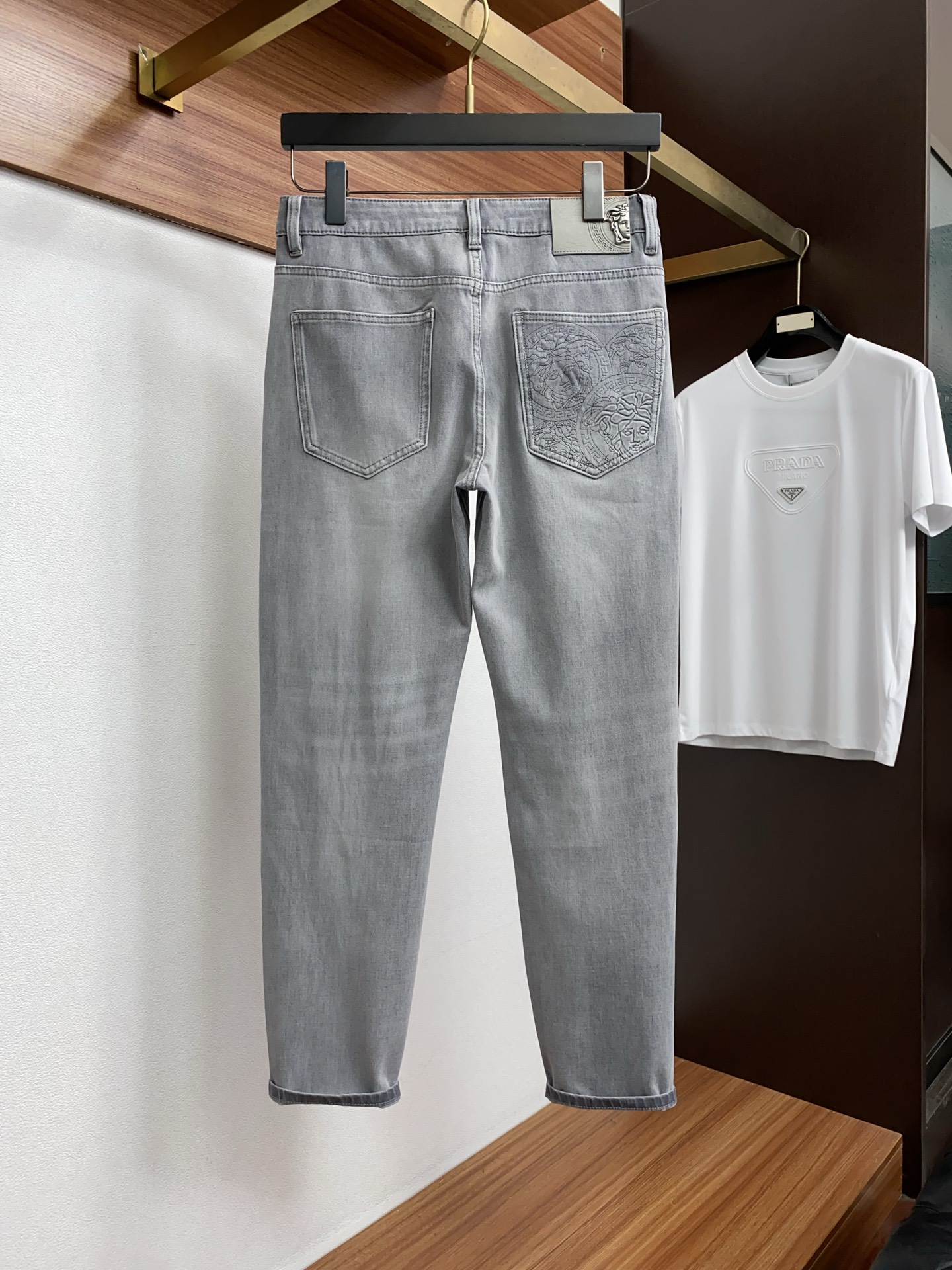 范思哲 高端定制、2026早春最新款牛仔裤 柜台同步发售 原版定制复刻 客供五金辅料 原单品质 进口牛仔