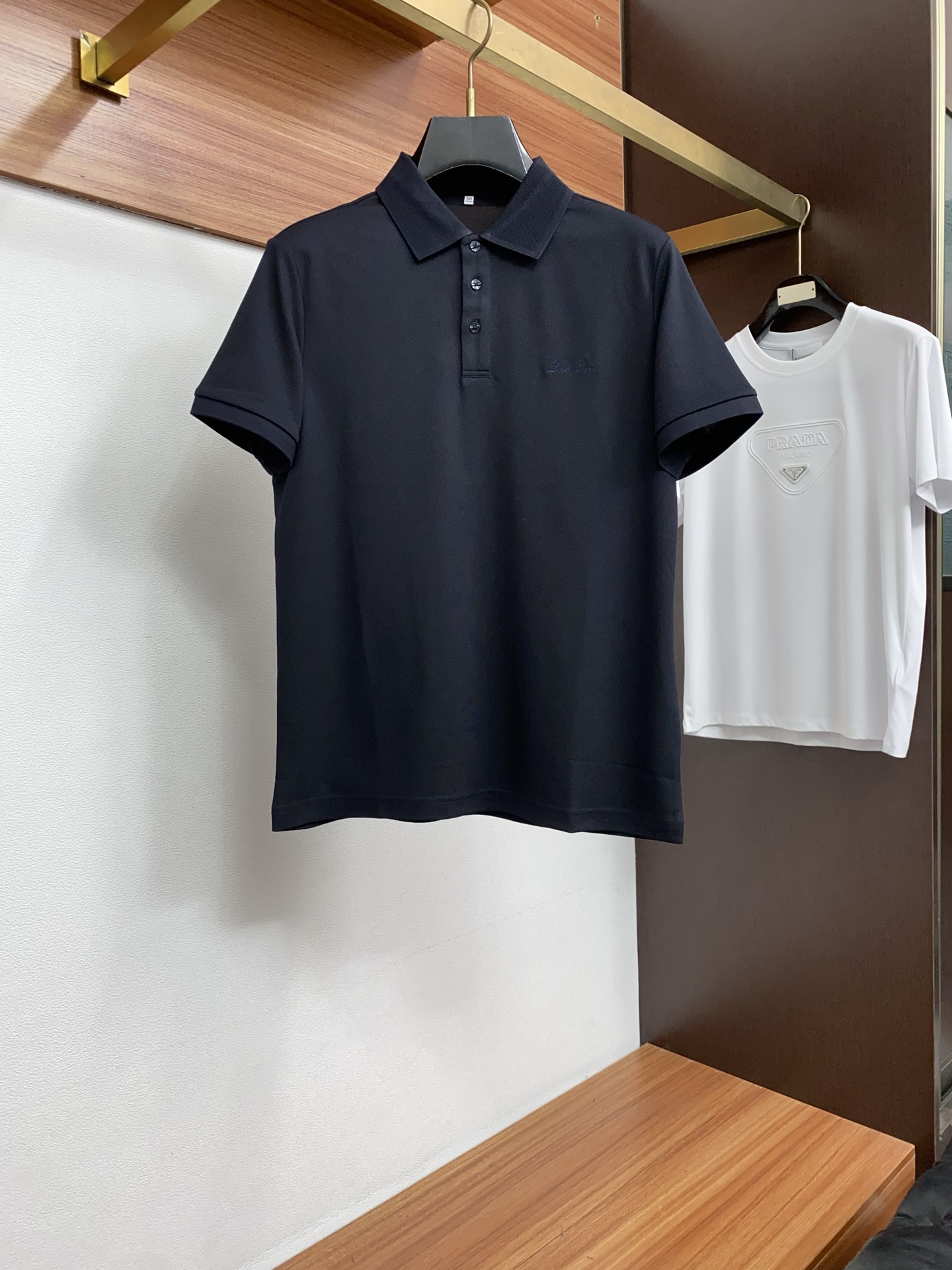 Loro Piana 诺悠翩雅 2026s经典时尚翻领 PoLo衫短袖 ，贸易公司渠道订单，简约大气，时