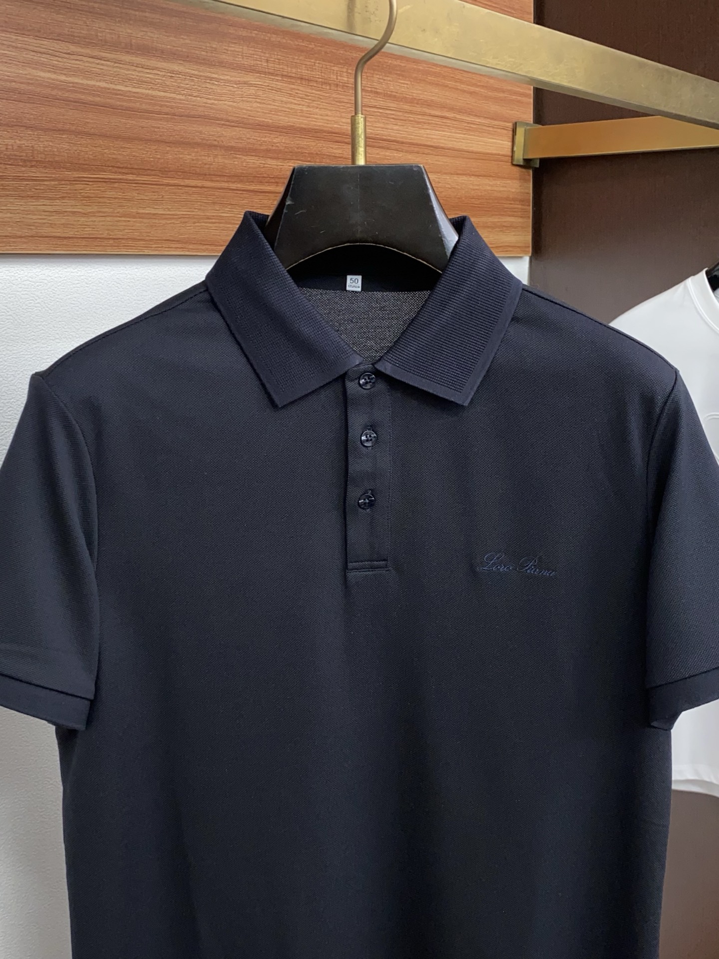 Loro Piana 诺悠翩雅 2026s经典时尚翻领 PoLo衫短袖 ，贸易公司渠道订单，简约大气，时