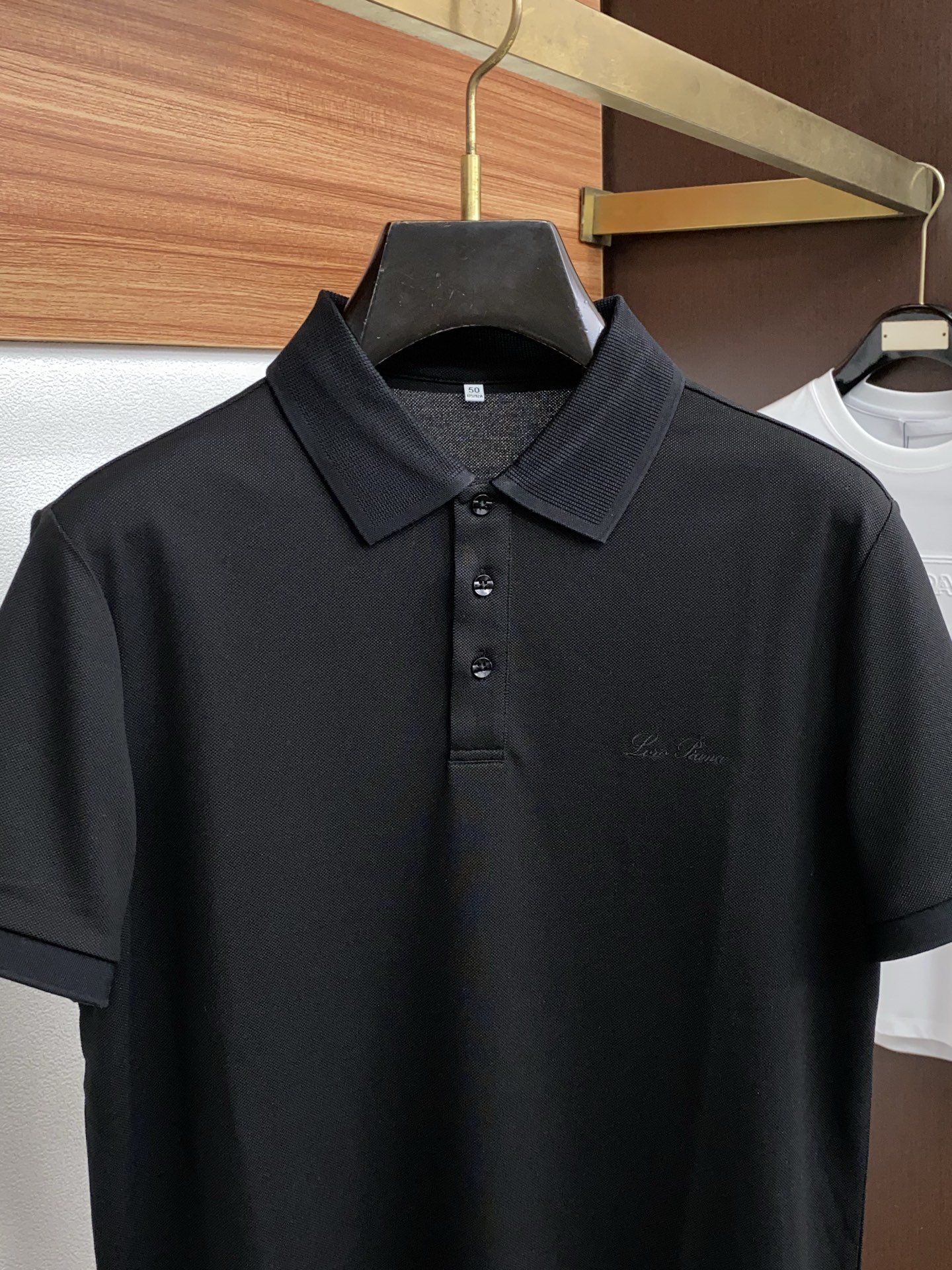 Loro Piana 诺悠翩雅 2026s经典时尚翻领 PoLo衫短袖 ，贸易公司渠道订单，简约大气，时