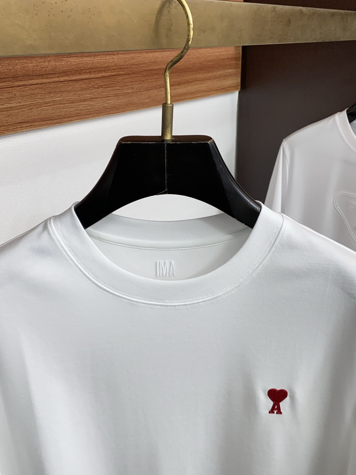 AMI 2026春夏新款首发专柜最新款圆领短袖 高端订制 设计前卫时尚！品牌logo重工艺设计 高端定8