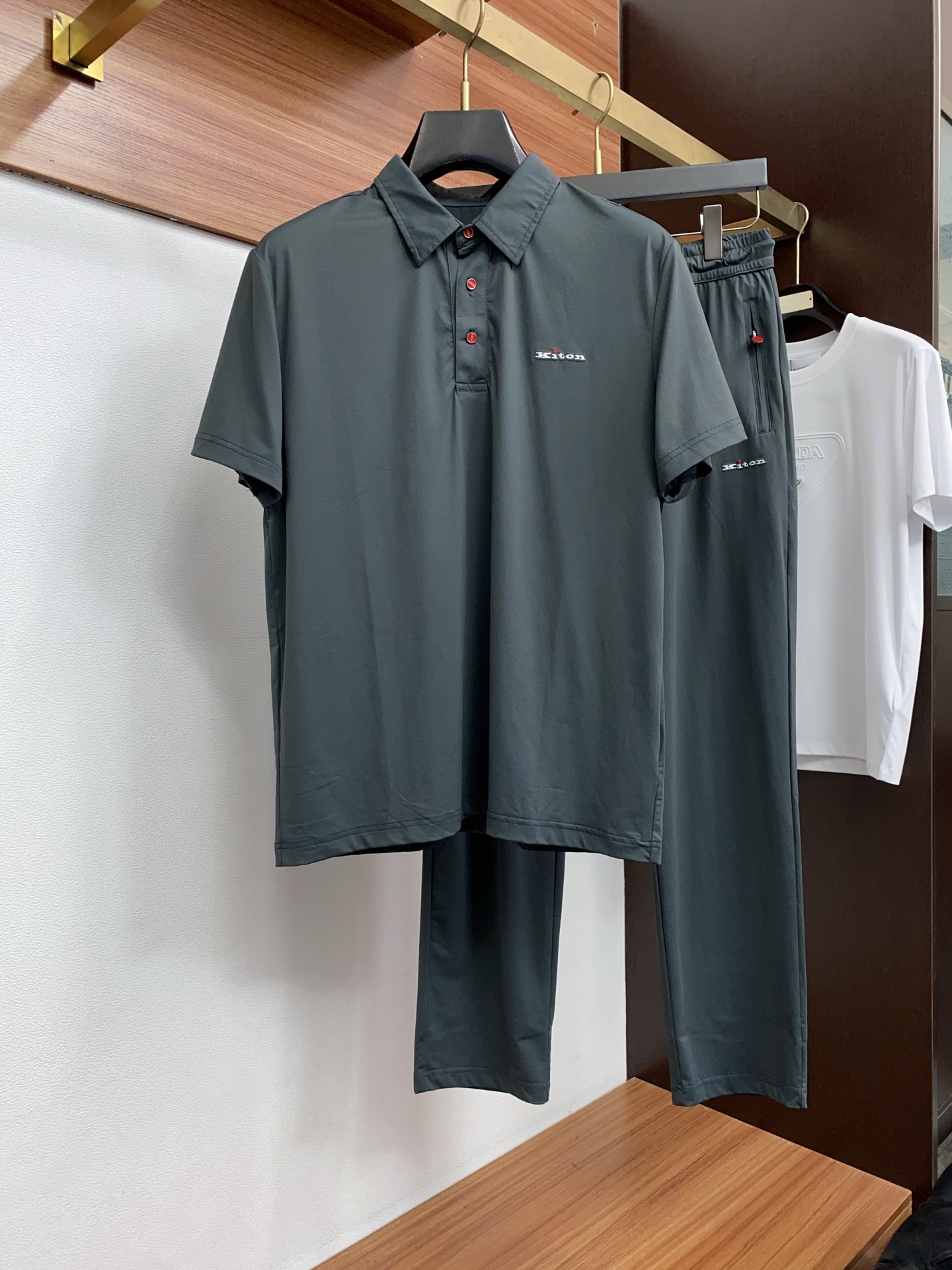 키톤 남성 세트 96608 Kiton Set