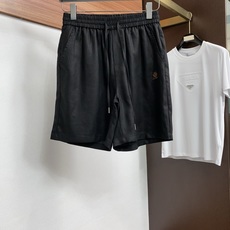 /套 Loro Piana 诺悠翩雅 春夏新款首发专柜最新款圆领短袖套装 高端订制 设计前卫时尚!品牌 /套 Loro Piana 诺悠翩雅 春夏新款首发专柜最新款圆领短袖套装 高端订制 设计前卫时尚!品牌