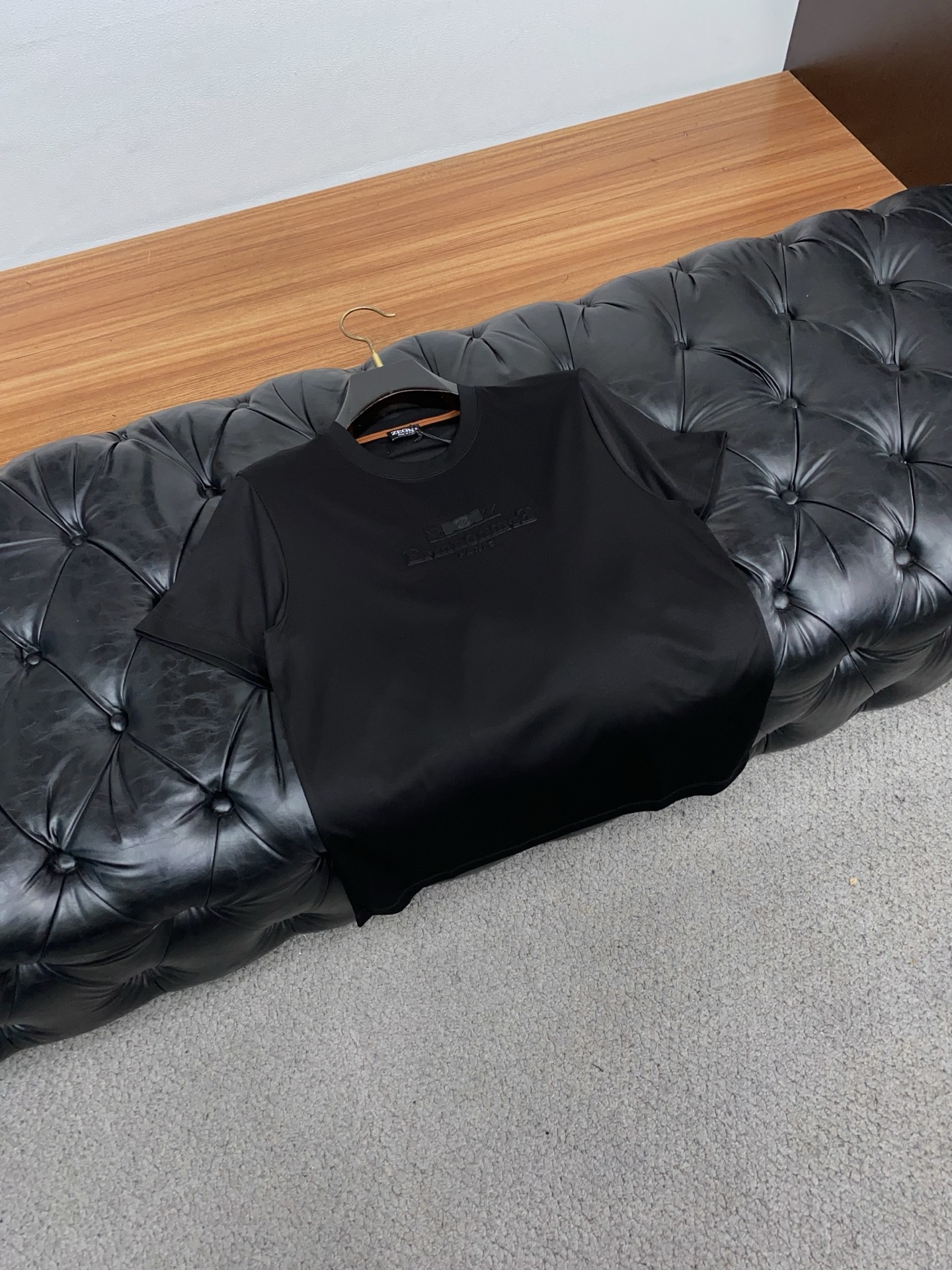 杰尼亚 2026春夏新款首发专柜最新款圆领短袖 高端订制 设计前卫时尚！品牌logo重工艺设计 高端定制