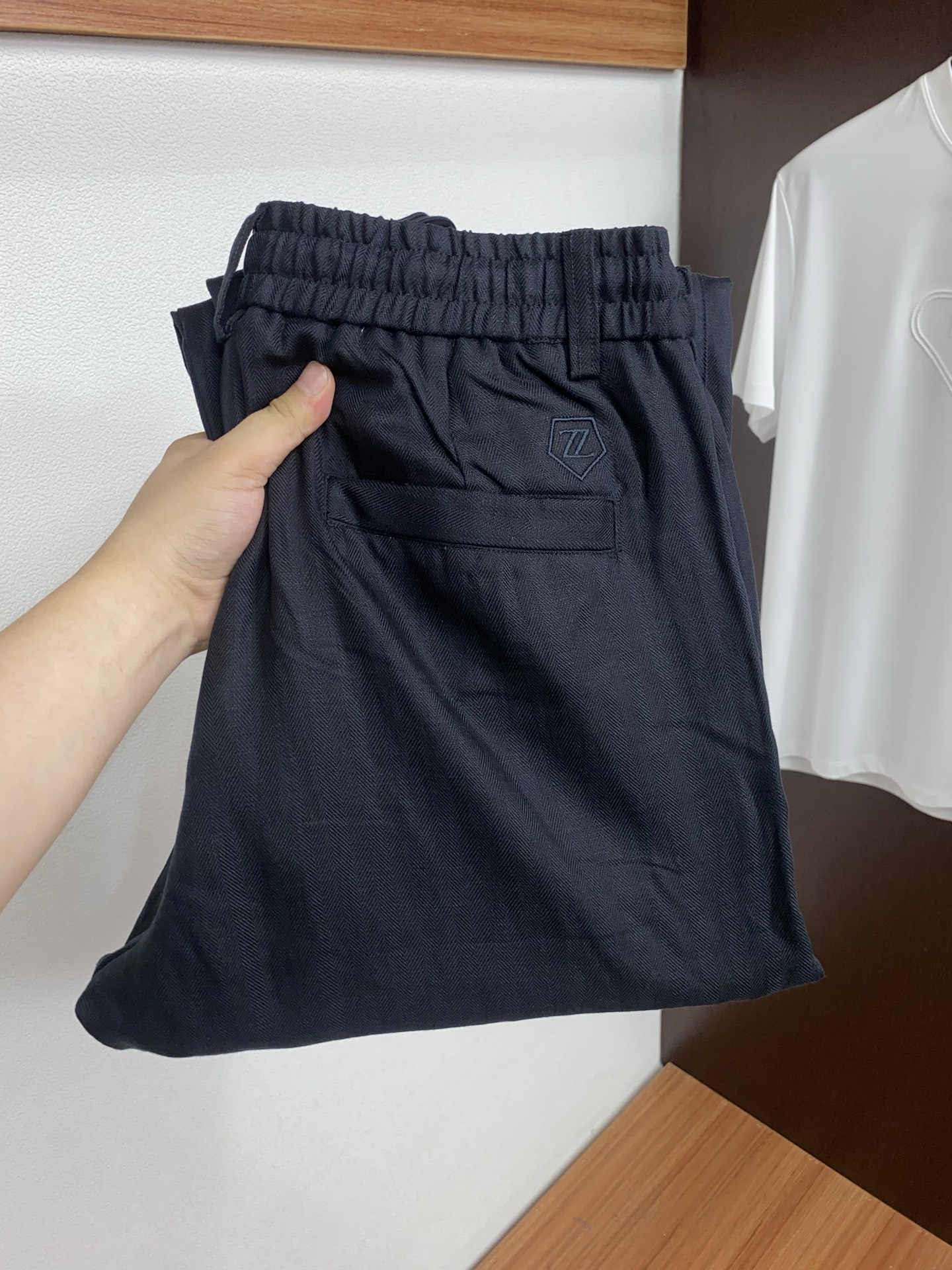 杰尼亚 偏大一码 S-2xL（30-38）25FW秋冬新款男士休闲定制亚麻裤  贸易公司渠道稀出，同步官
